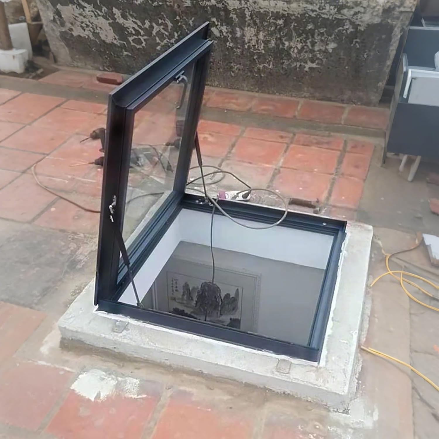 Reinforced Glass Roof Hatch Skylight – Custom Attic & Basement Window Well, Daylighting Door for Sloped/Flat Roofs, Sun Room, 50x65cm (19.7x25.6in)