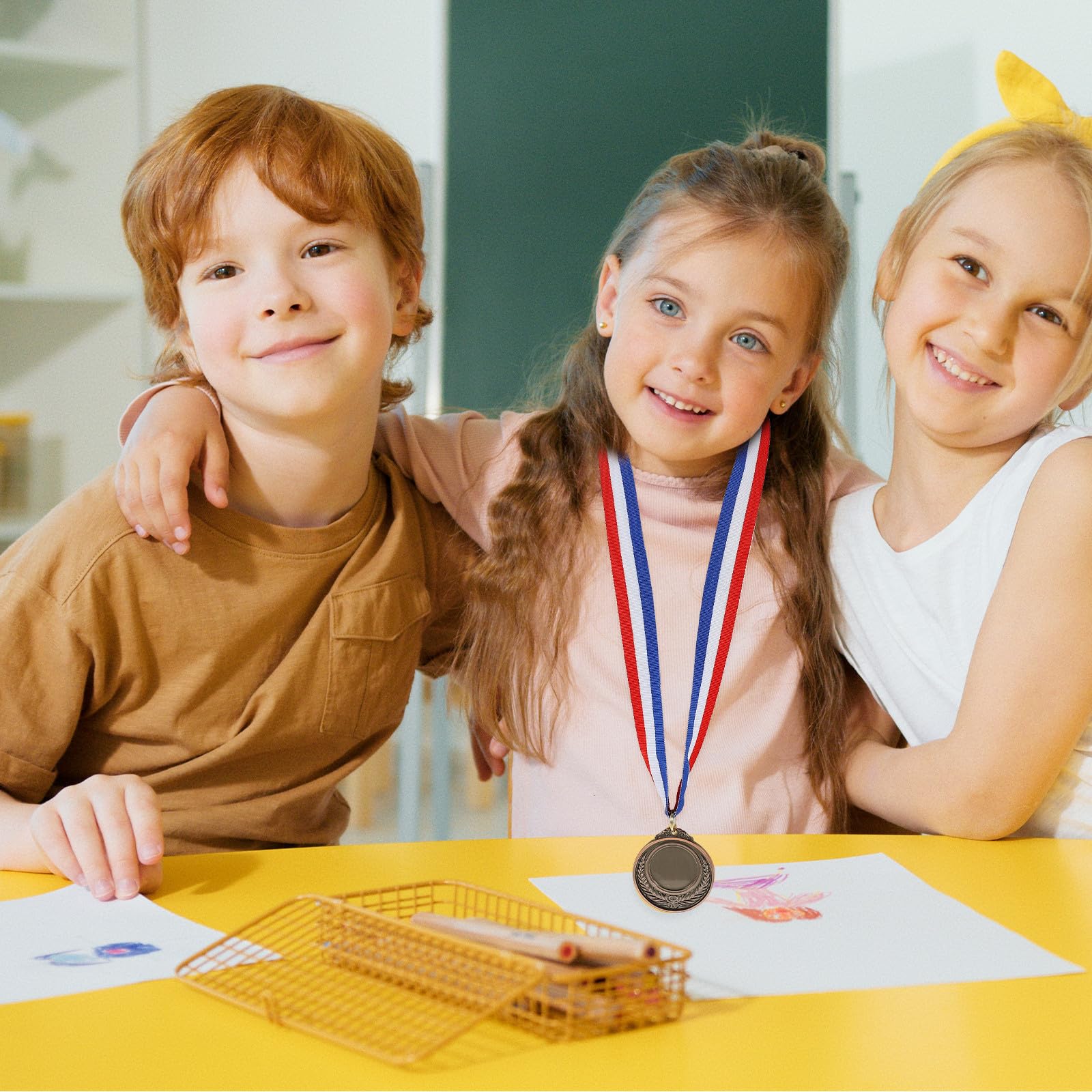 Abaodam 24 Piezas Medallas de Metal para Competición y Fiestas, Superficie Lisa sin Rebabas, Accesorio de Premio Adecuado para Estudiantes y Eventos Deportivos