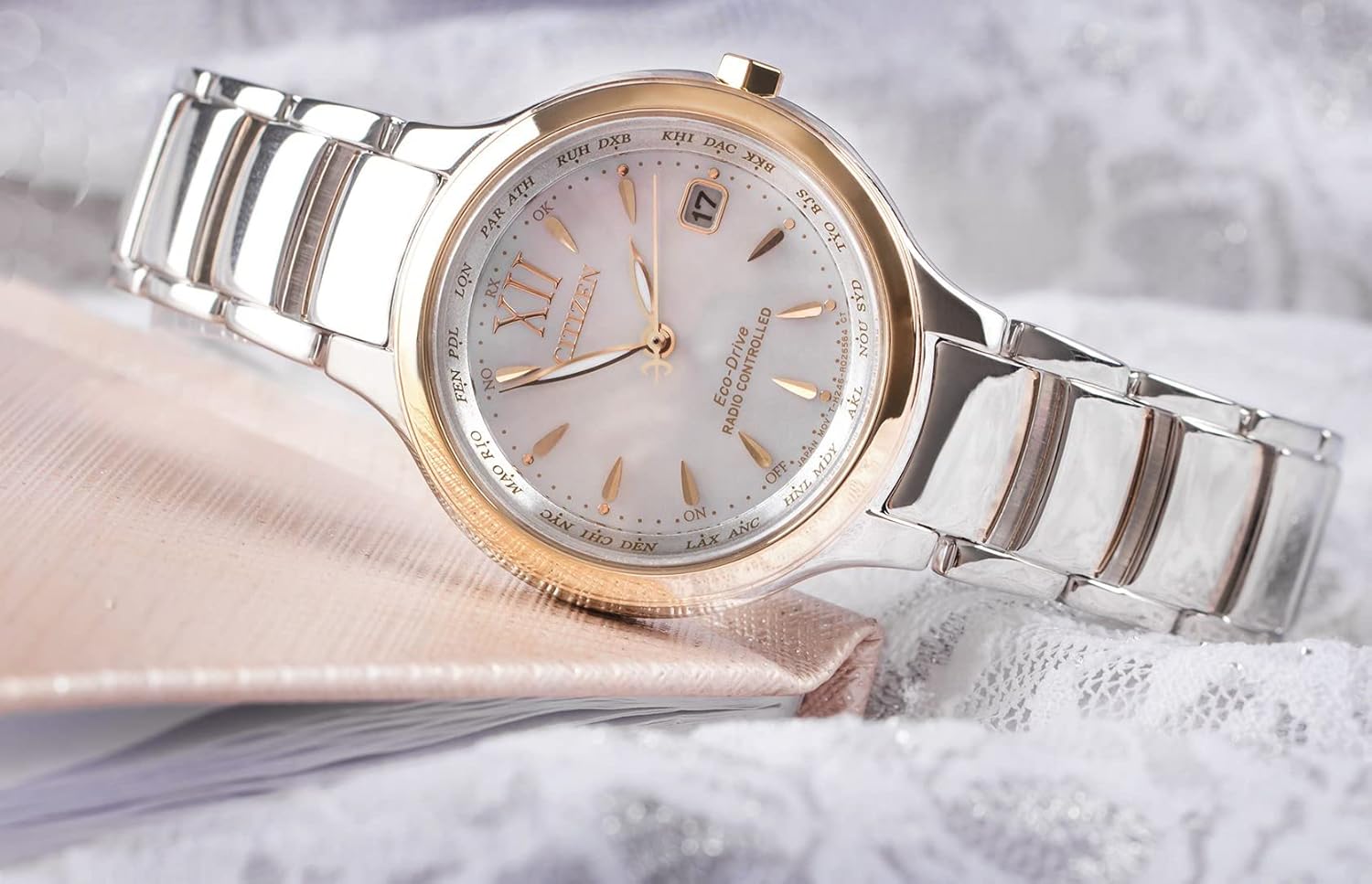 Citizen Orologio Analogueico Donna con Cinturino in Acciaio Inox EC1174-84D Citizen Orologio Analogueico Donna con Cinturino in Acciaio Inox EC1174-84D