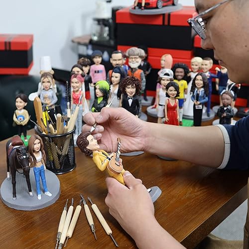 Miniatura 5 de Figuras Bobbleheads Personalizadas Esculpidas por el Famoso Artista de Arcilla de TikTok Jerry Regalos de Figuritas Personalizadas para Novio Esposo