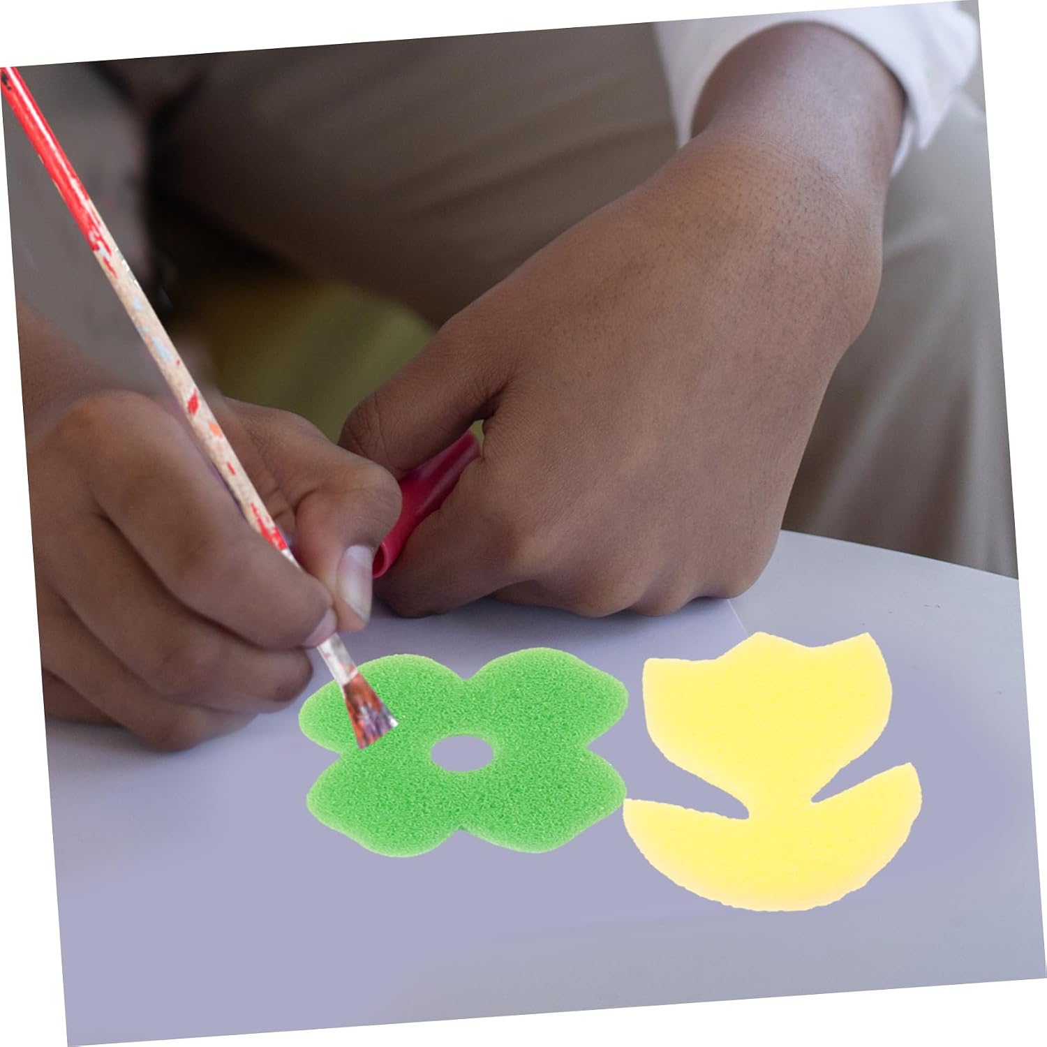24Pcs Colorful Animal Shaped Painting Sponge for DIY Graffiti Tools for Drawing Assorted Patterns for Creative Art Projects and Imaginative Play