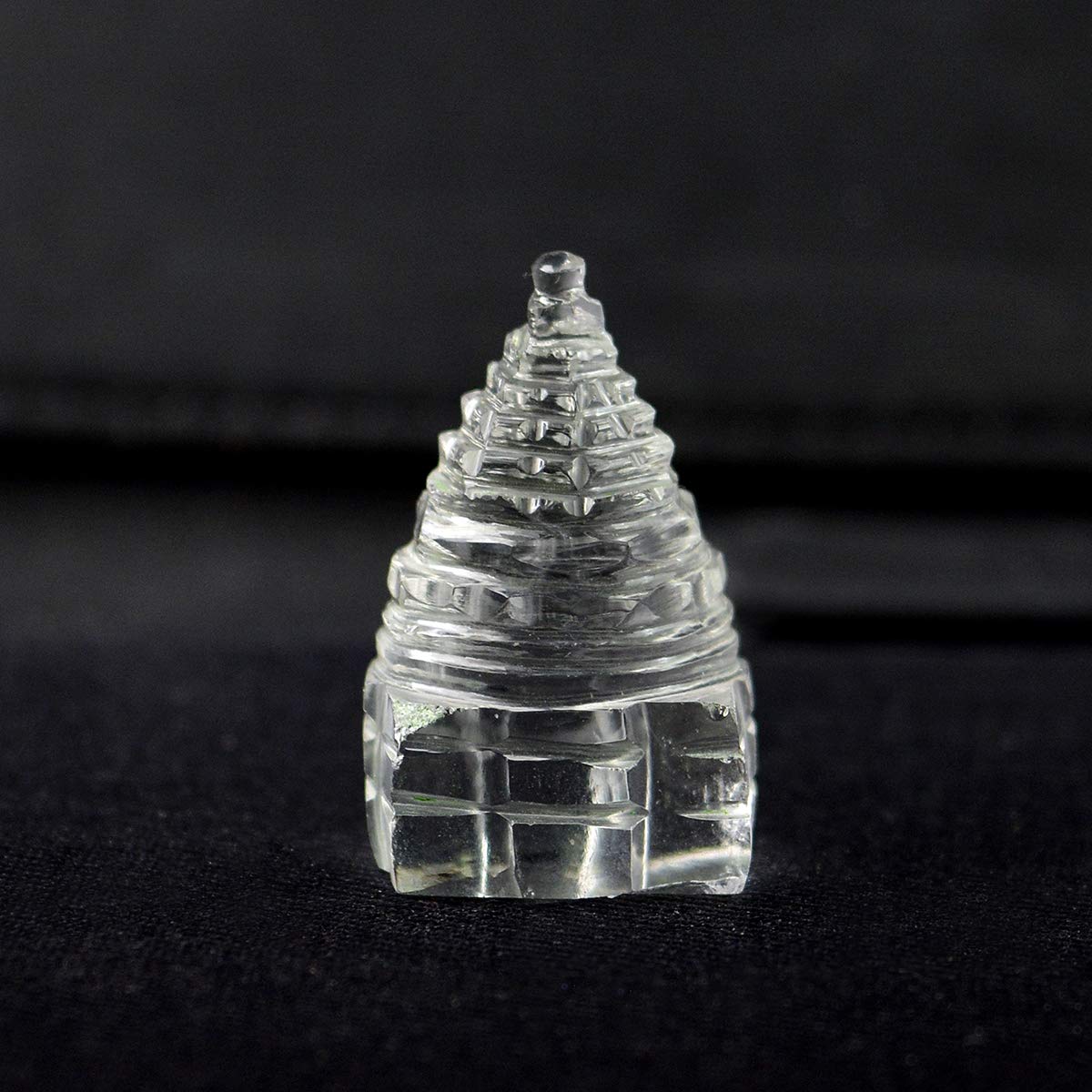 Reiki Crystal Products Clear Quartz Shree Yantra | Sphatik Shree Yantra for It Creates an Optimistic Mind Frame, Brings Good Luck and Success 10 Gm