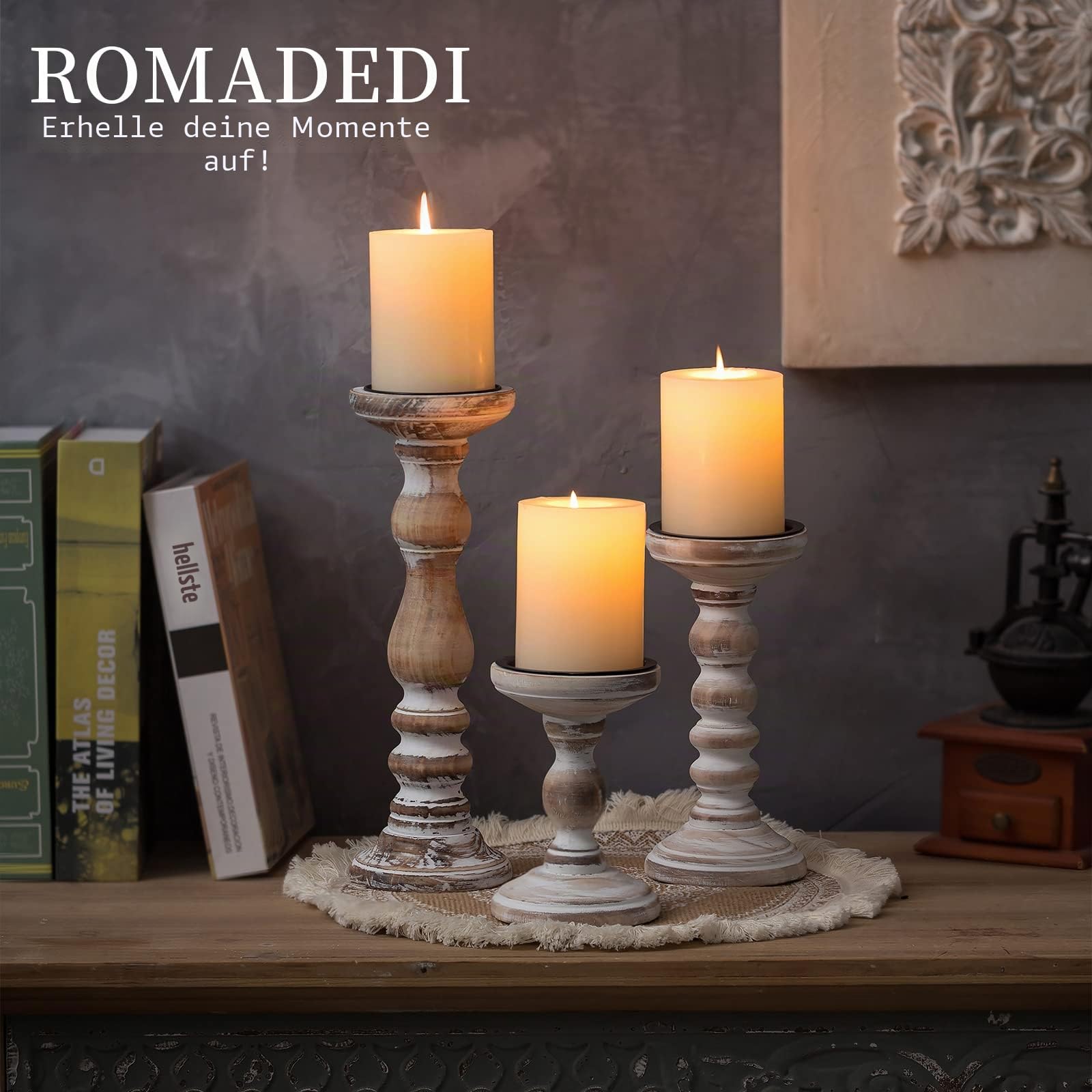Romadedi Kerzenständer Holz für Stumpenkerzen, 3er-Set, Vintage Weiß | Drei Höhen: 15, 21 und 30 cm; Metall-Kerzenteller für Stumpenkerzen bis ca. Ø 7,6 cm; für Kaminsimse und Beistelltische