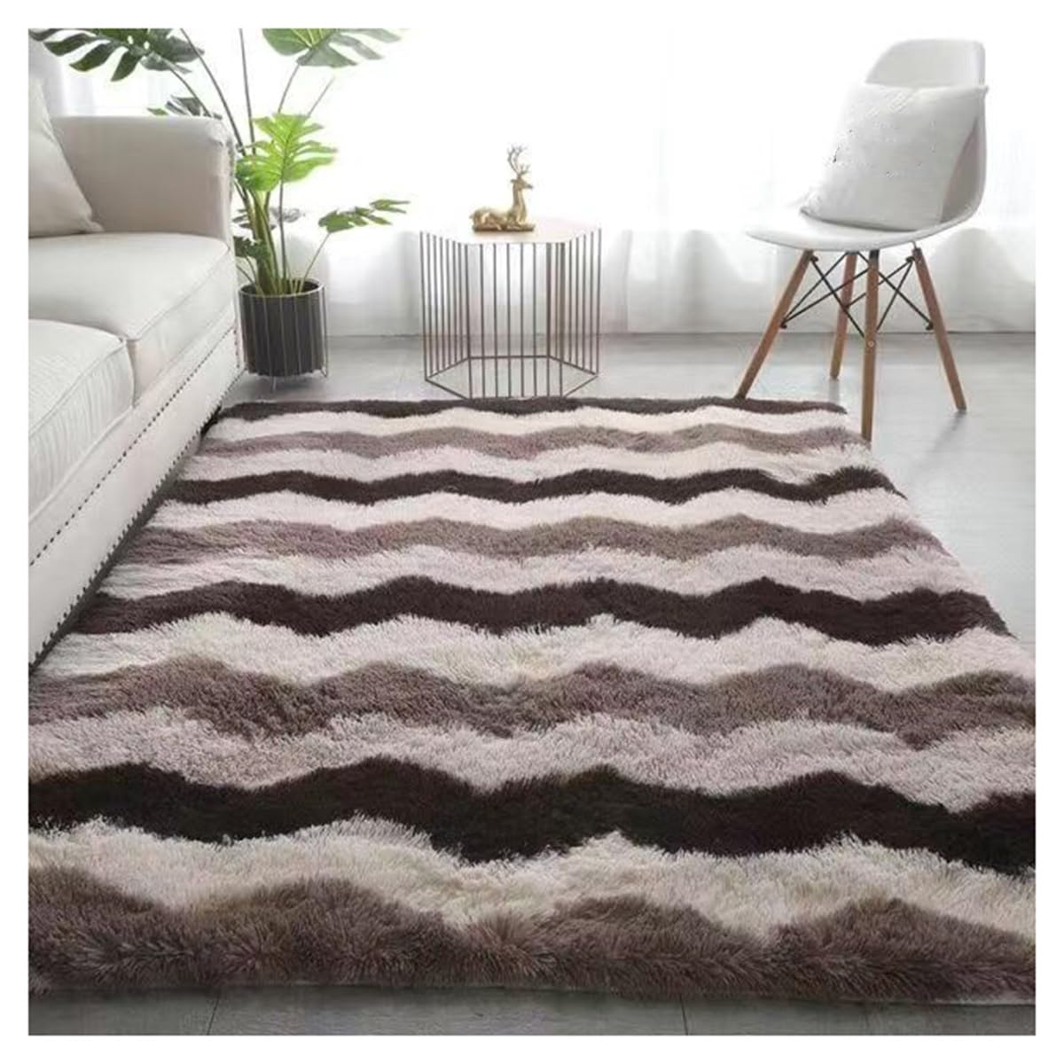 Tapis moelleux chambre pour apaiser les pieds fatigués avec sa moquette douce