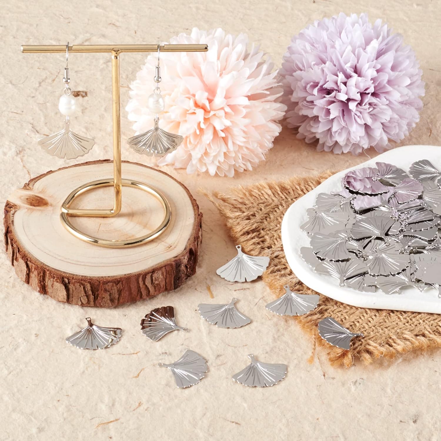 100pcs Ginkgo Leaf Charms Platinum Brass Leaves Pendents Vintage Plant Ornament Autumn Theme Jewelry Findings for Keychain Necklace Bracelet Hanging Making DIY Crafts - Image 2