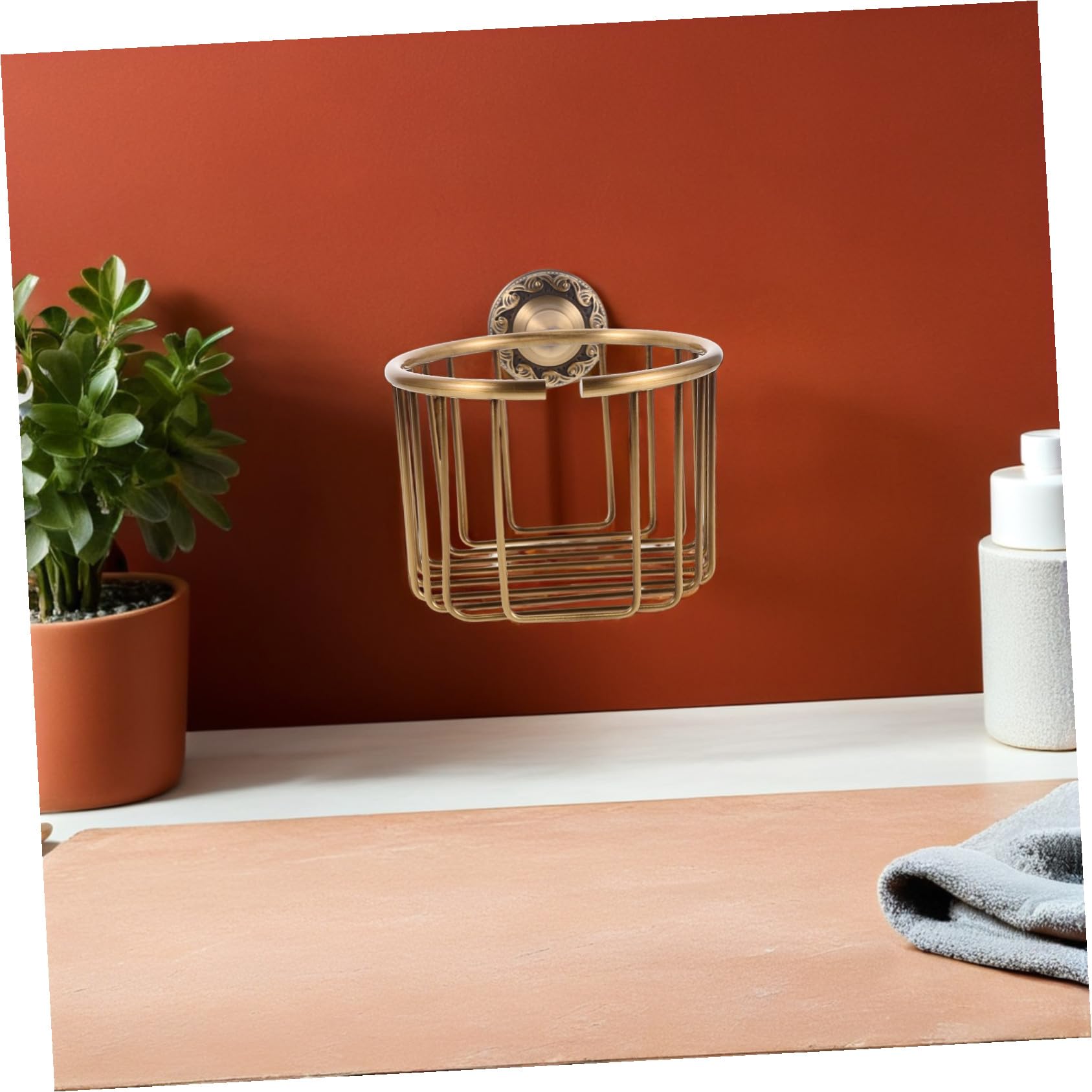 KOMBIUDA Vintage Mosiężny Uchwyt Papier Toaletowy z Koszykiem Drucianym Wiszący Organizer Ręczniki i Chusteczki Do Łazienki Oszczędzający Miejsce Stojak Papier i Ręczniki