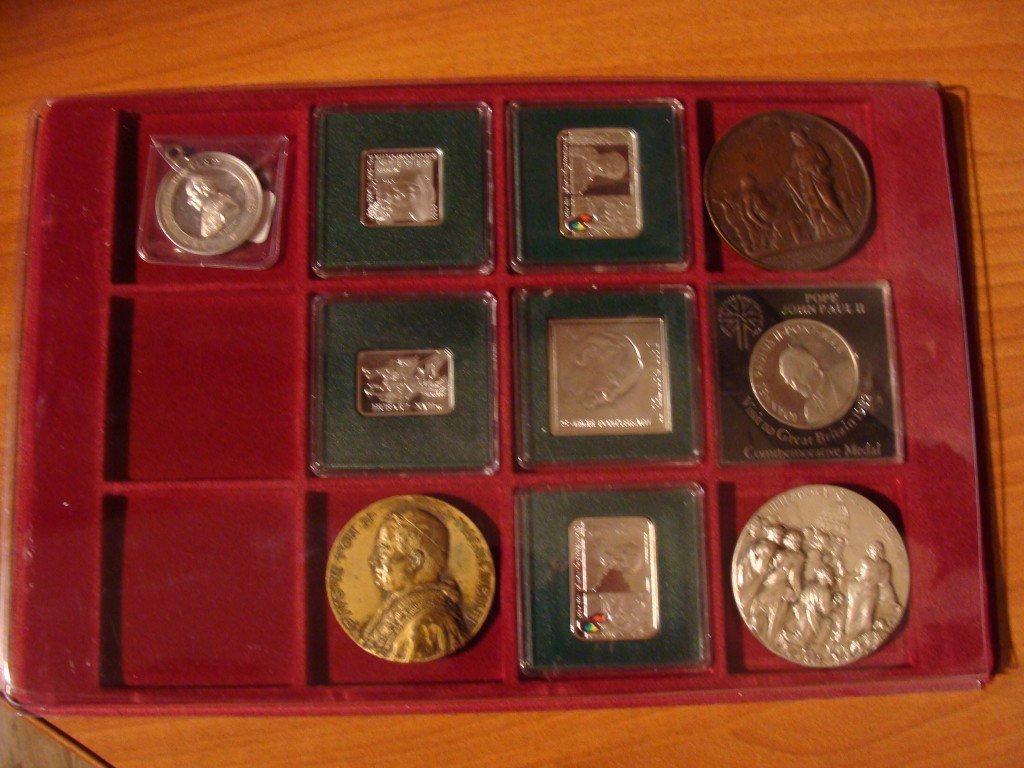 SchulzCoin Tray for 12 Coins up to 65 mm with P12 Cover