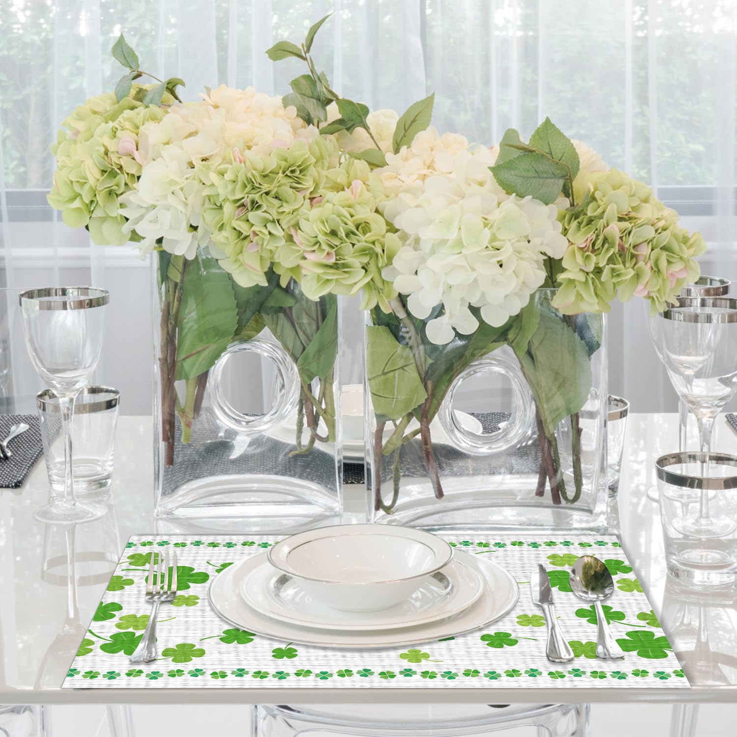 Runner Da Tavola E Tovagliette Per San Patrizio - Set Verde Trifoglio In Pizzo 33x183 Cm + 2 Da 30x45 Cm