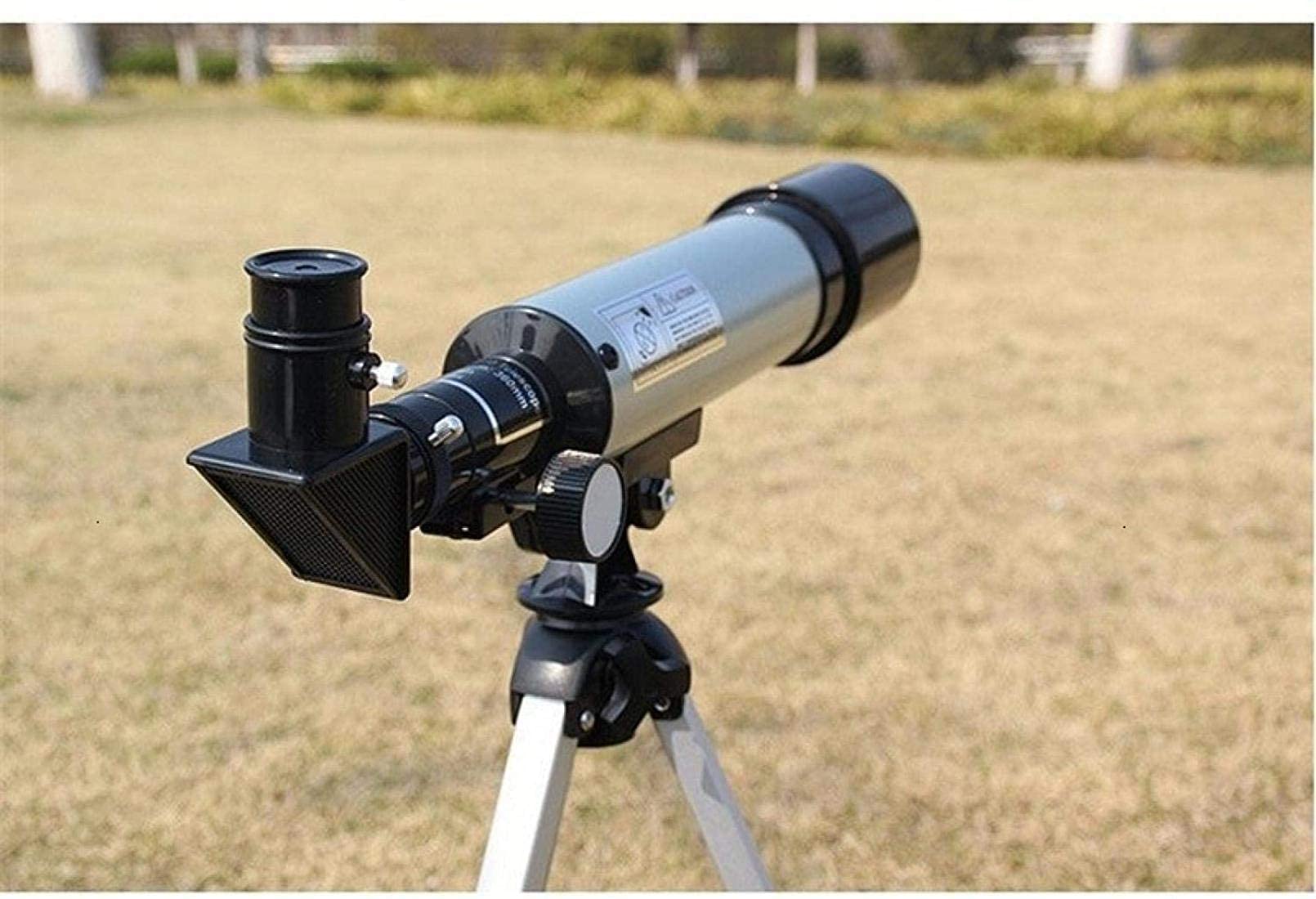 Profesjonalny teleskop astronomiczny ze statywem. Zewnętrzny monokularowy teleskop zmiennoogniskowy do oglądania fragmentów gwiazd księżycowych