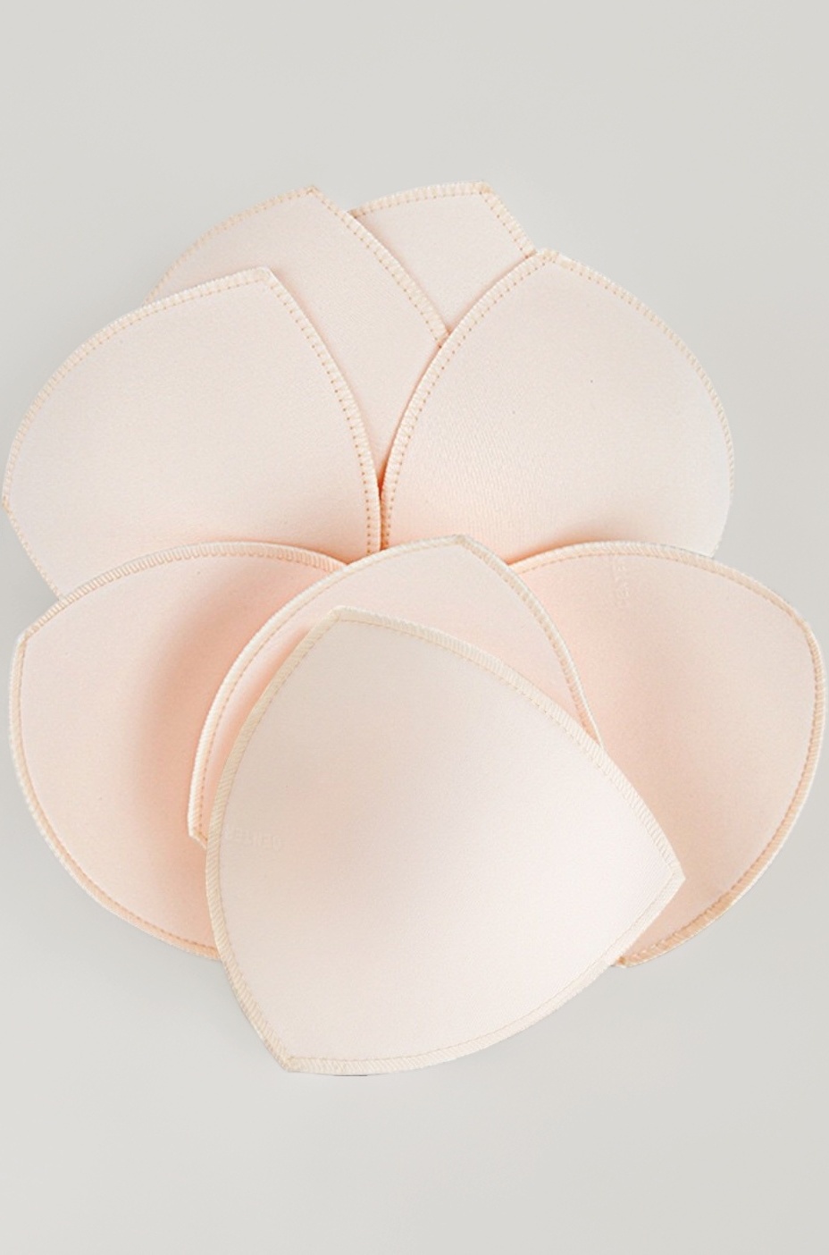 SERMICLE Bra Inserts 4 Pairs, Bra Pads Sewed Stitched Removable for Sports Bra B/C,C/D & D/E Cup Optional