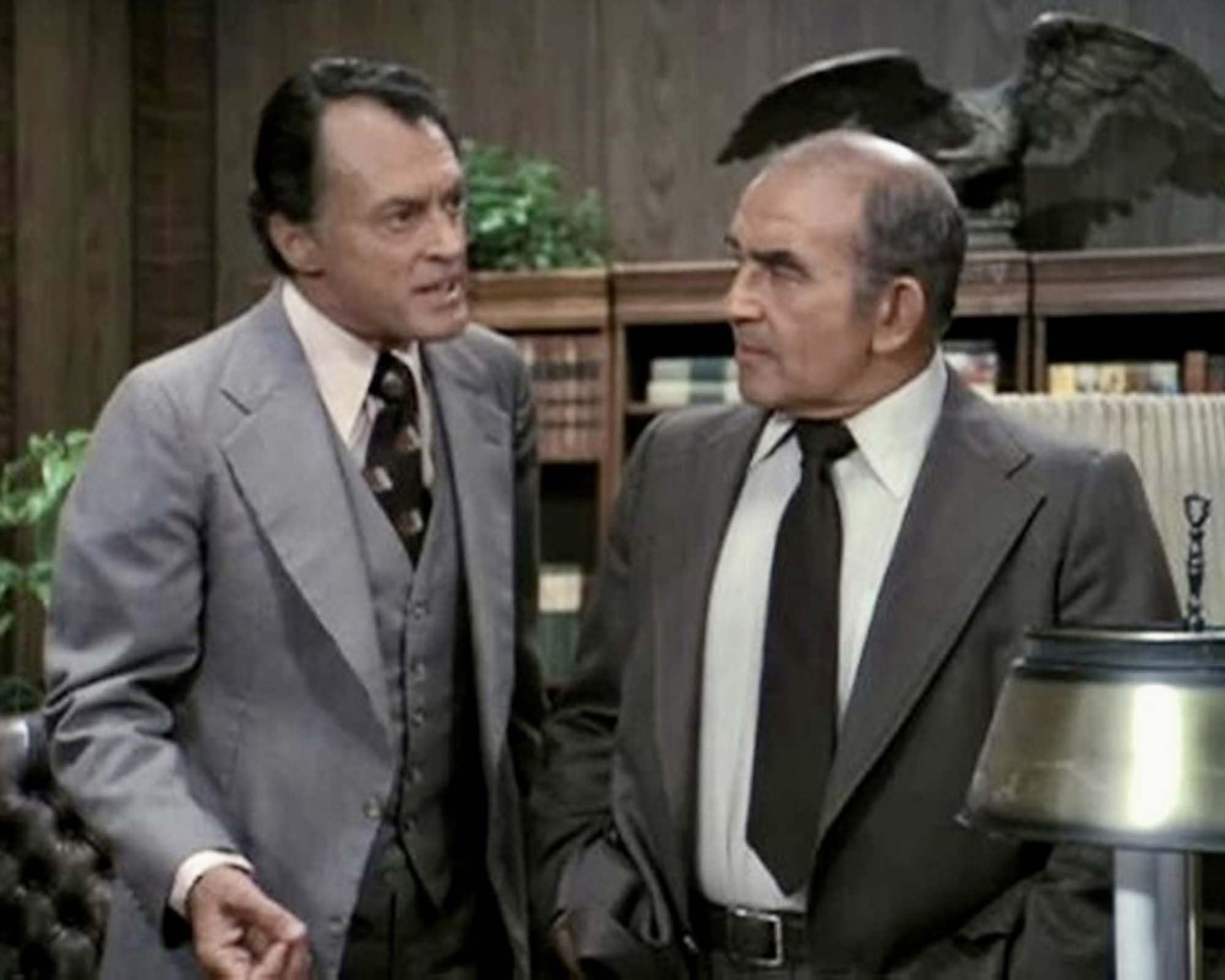 Lou Grant - die komplette 114-teilige preisgekrönte Kult Reporter Serie mit Edward Asner (Pidax Serien-Klassiker) zzgl. Bonus Krimi