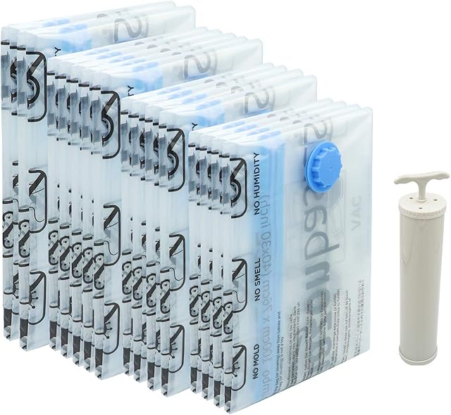 Amazon Basics Vacuum Compression Storage Bags with Airtight Valve and Hand Pump - 2x X-Jumbo, 5x Jumbo, 4x Large, 4x Medium, 15-Pack