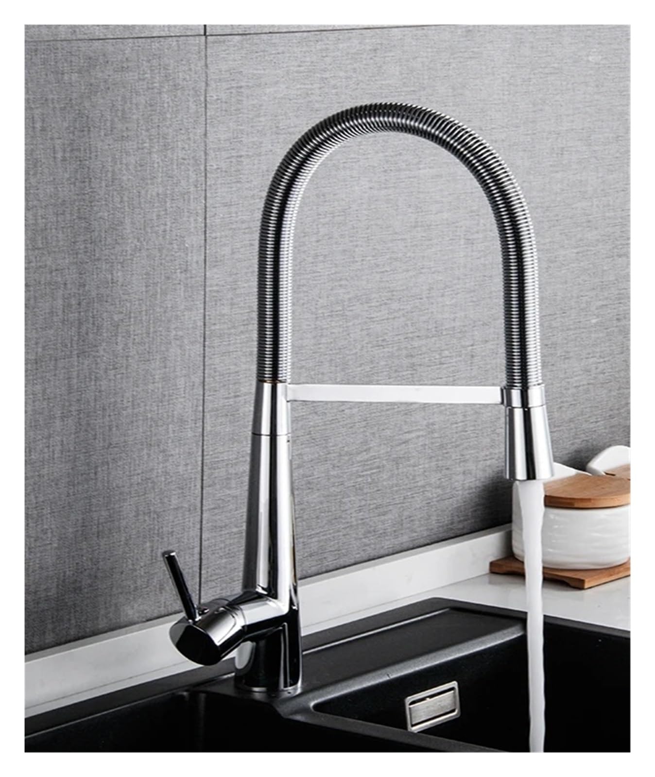 Mitigeur de cuisine pour évier avec douchette flexible et ergonomique