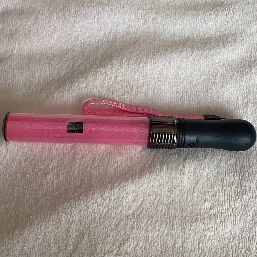 AKB48 ペンライト４本　未使用品(⁠✿⁠^⁠‿⁠^⁠) AKB48 - ペンライト✱サイリウムの通販 by ちゃんらぴ's shop