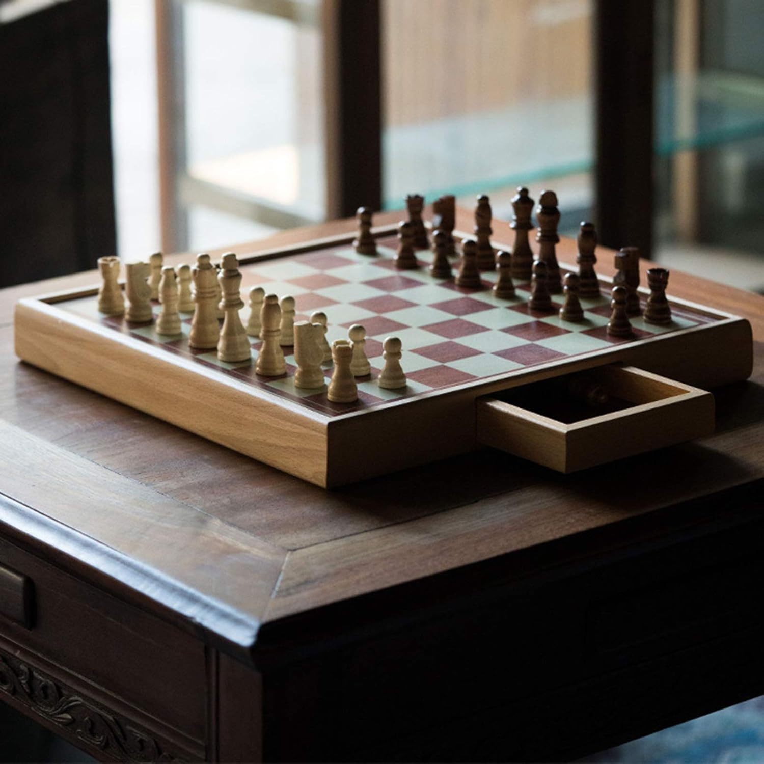 21セール 新品チェスセット チェス盤 駒 ボードゲーム アンティーク 折り畳み盤 高級感 Qdtek Vn