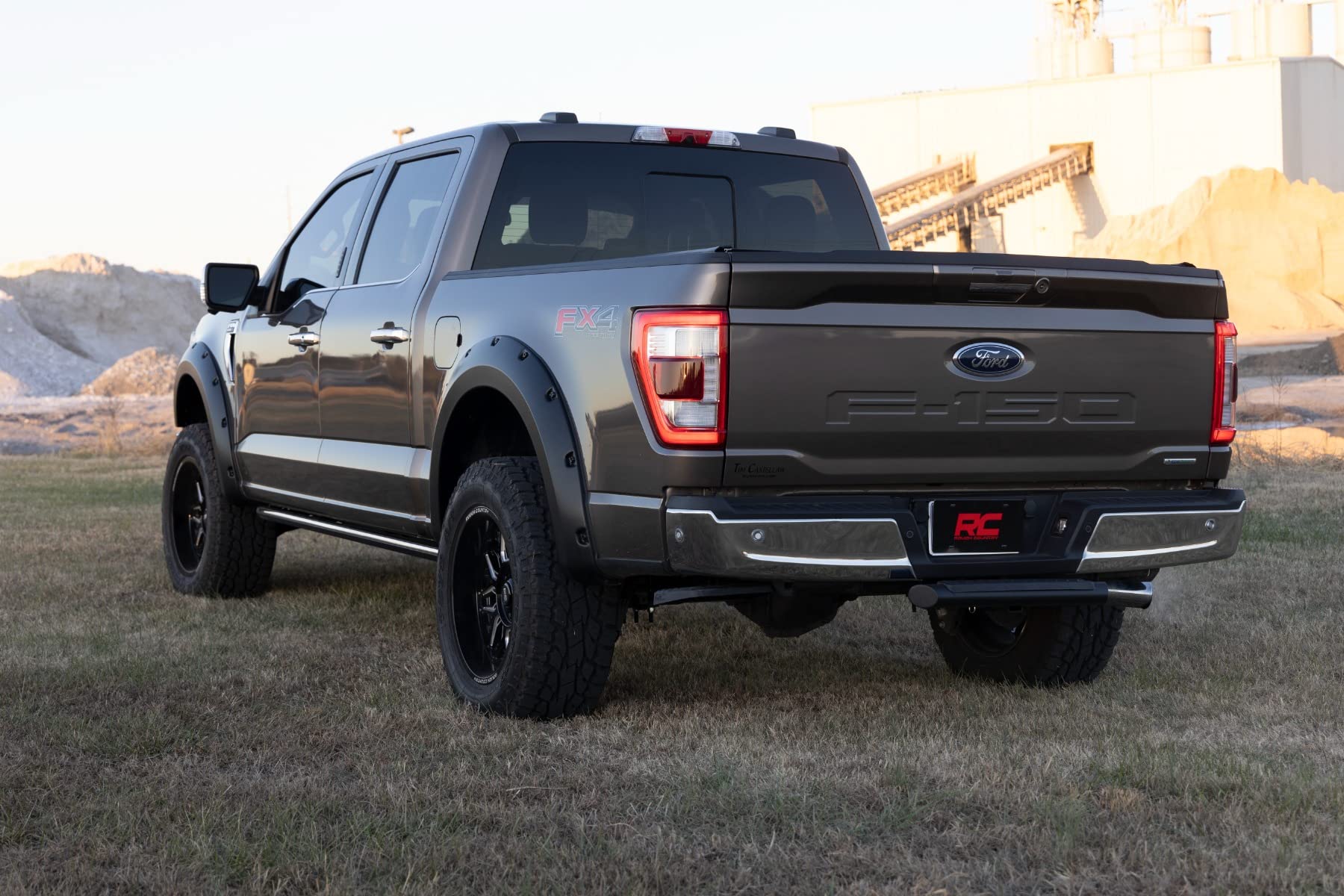 Rough Country Traditional Fender Flares for 2021-2023 Ford F-150 - F-F20911A