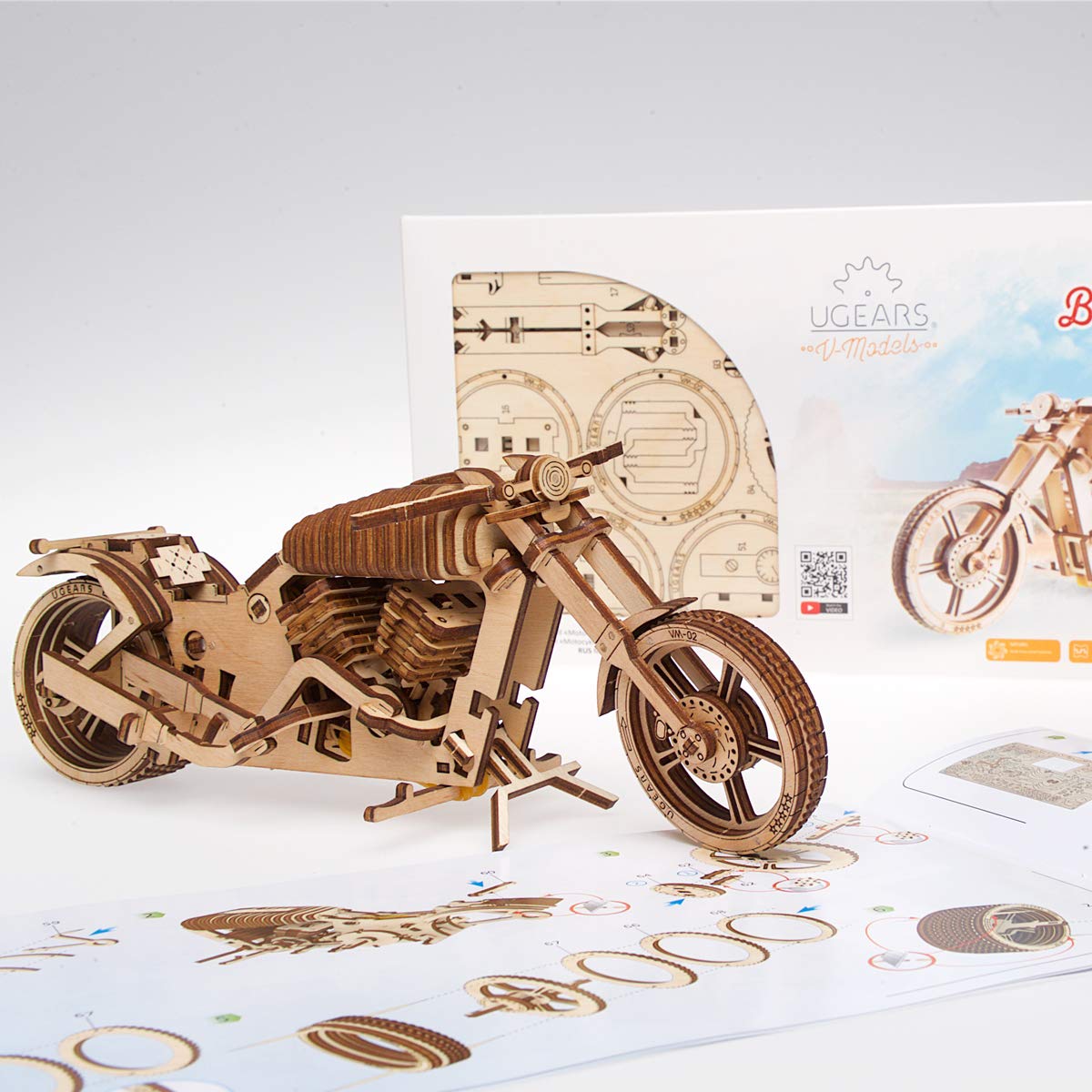 UGEARS maqueta Moto para Montar - Motocicleta Puzzle 3D Adultos - Modelo mecánico de Moto uniqo - maquetas Madera - Rompecabezas Madera 3D para Construir - Kits de construcción 3D (Motocicleta VM-02)