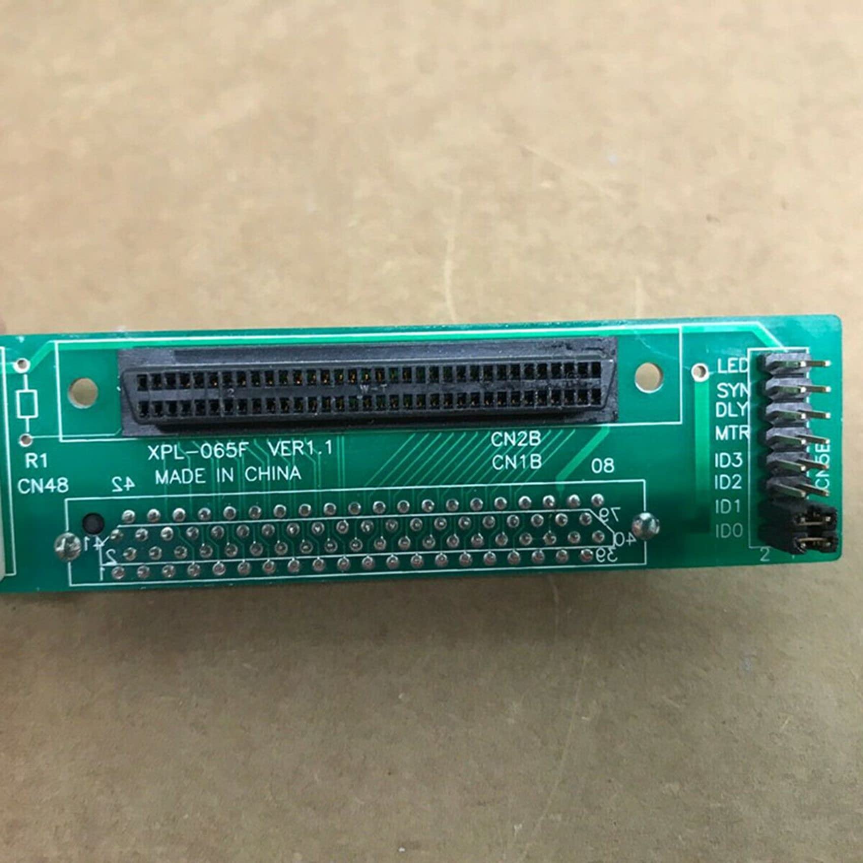 2 adaptateurs SCSI 80 broches vers 68 broches femelles Ultra SCSI II/III LVD-SE