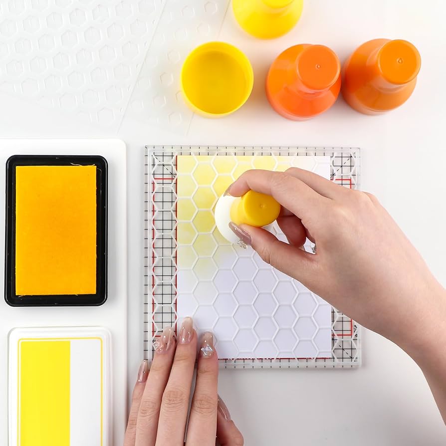 6Pcs/Set 4.75x6/6.5x8.5inch Multi-Use Non-Slip Sticky Mats Fit In Stamp Positioning Tool Set,Photopolymer Grip Mat With Printed Guides In Placeholding Stencil In Place Crafts Scrapbooking Fixed Mat