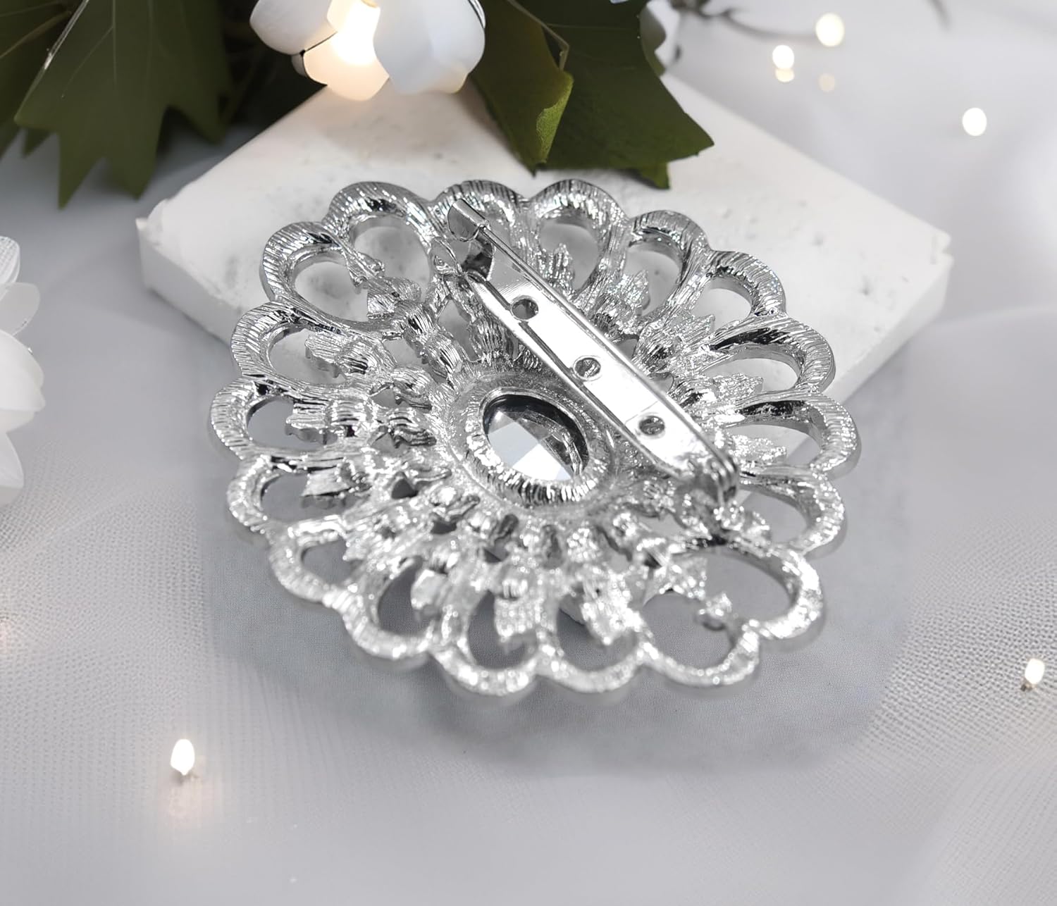 Gyn&Joy Crystal Rhinestones Flower Ribbon Wedding Bridal Corsage Brooch Pin - Image 6