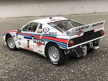 Amazon.co.jp: Lancia 037 Rally Car, Plastic Model, 1/24 LANCIA