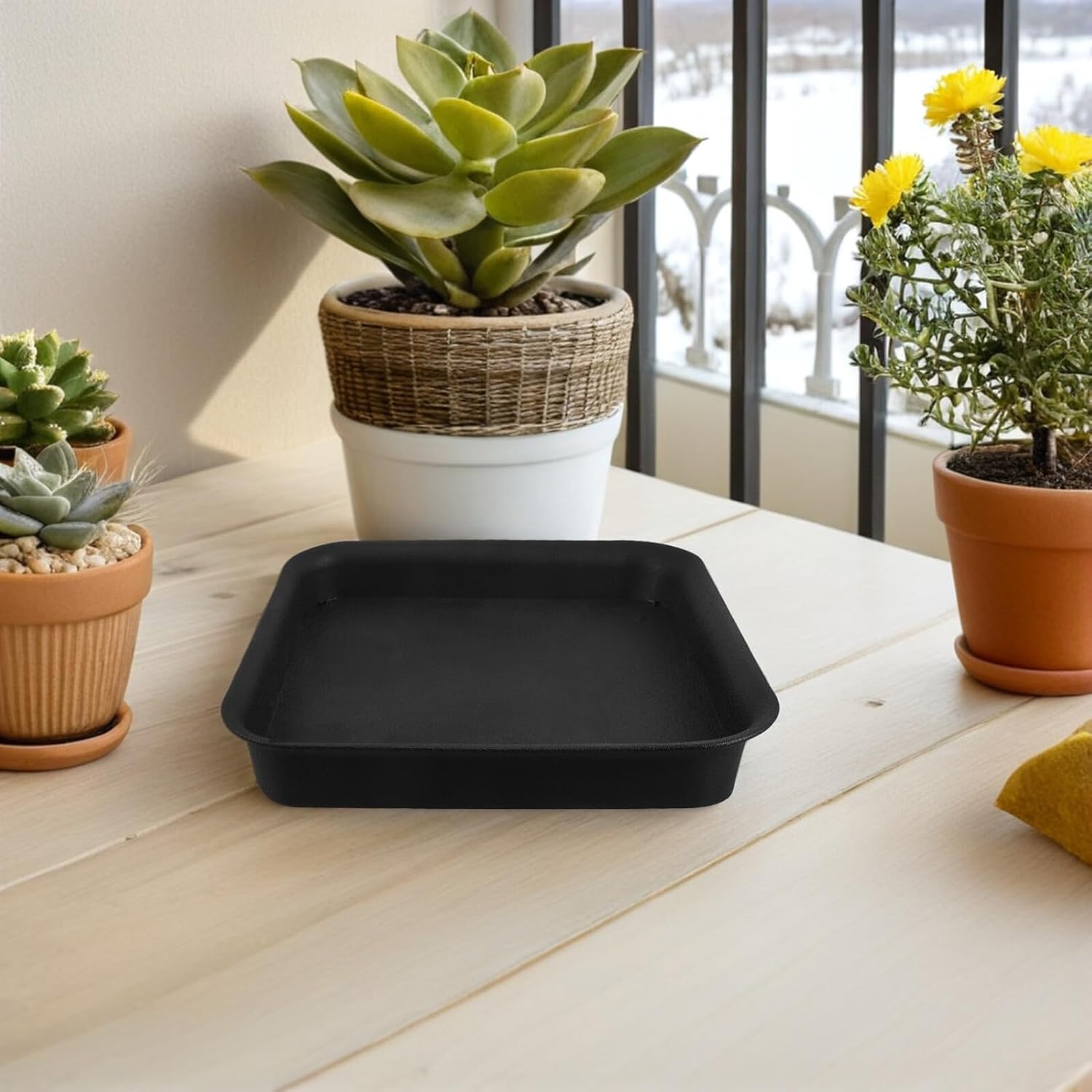 4pcs Square Plant Pot Saucers Set, Thickened Frosted Black Plastic Drip Trays for Indoor Outdoor Garden Planters, 38cm Water Catcher Plates for Balcony Flower Pots