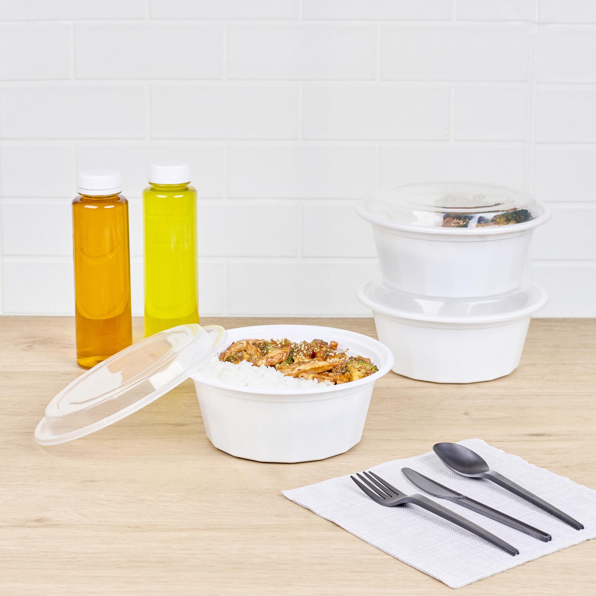 Restaurantware 100 Count Asporto Microwavable Collection Round PP To Go Box with Clear Lid