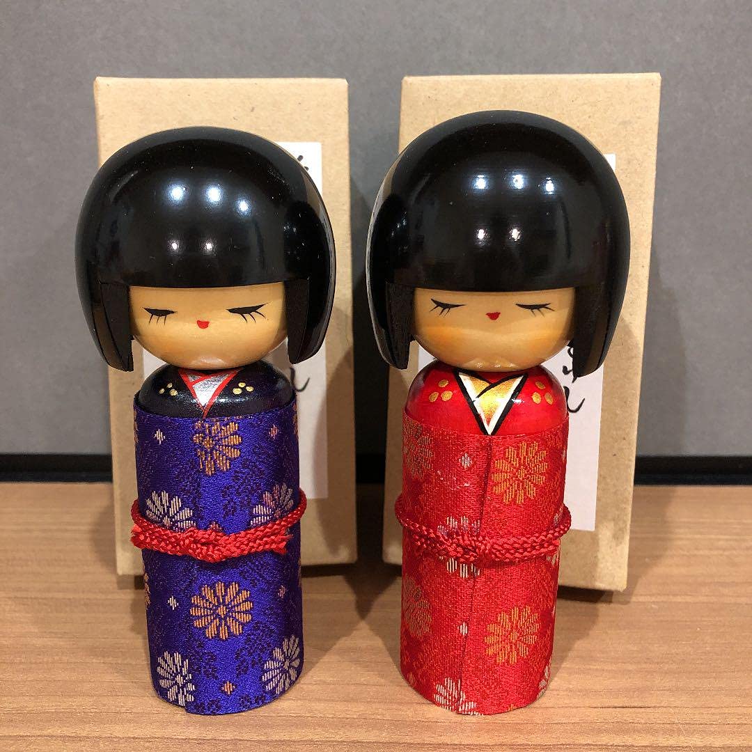 近代創作こけし 匿名配送】近代創作こけし作家 千栄（ちえ）作 - メルカリ