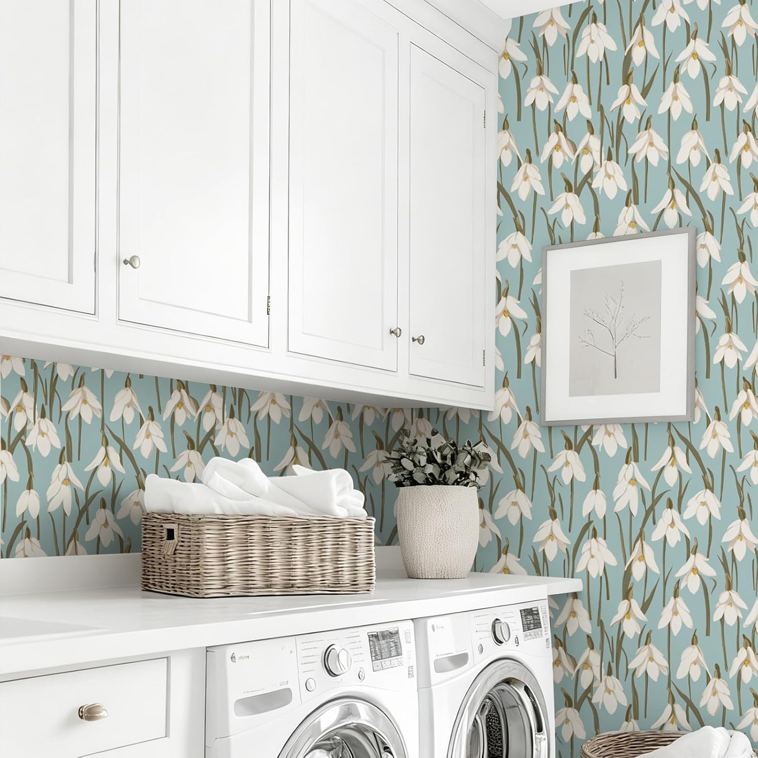 17.3" x 393.7" Floral Wallpaper Peel and Stick Vintage Contact Paper Boho Blue Damask Removable Self Adhesive Vinyl Wall Paper for Bedroom