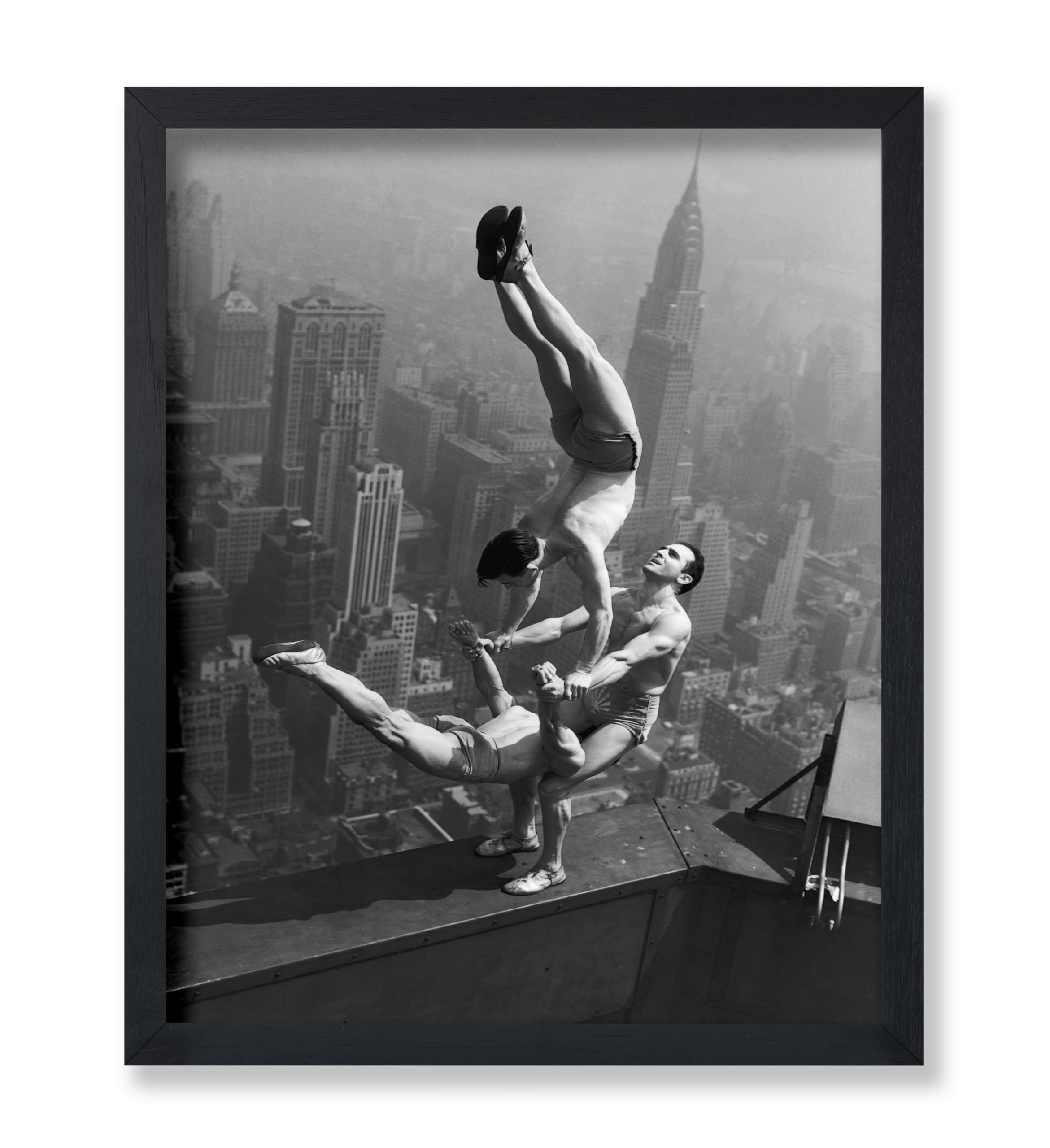Poster Master Vintage New York Poster - Retro Skyscraper Print - Acrobatic Art - Gift for Entertainer, Performer - Wall Decor for Bedroom, Gym, Living
