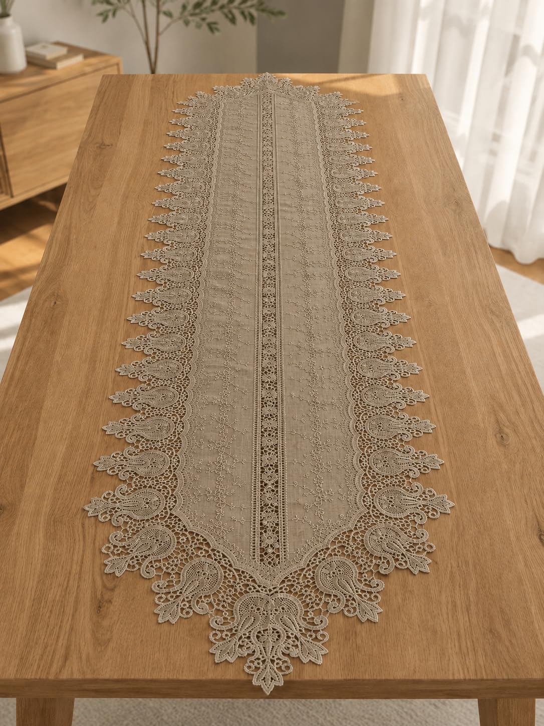 Caminho de Mesa 40x180cm em linho premium e Renda Guipir, Passadeira Bordada para Mesa