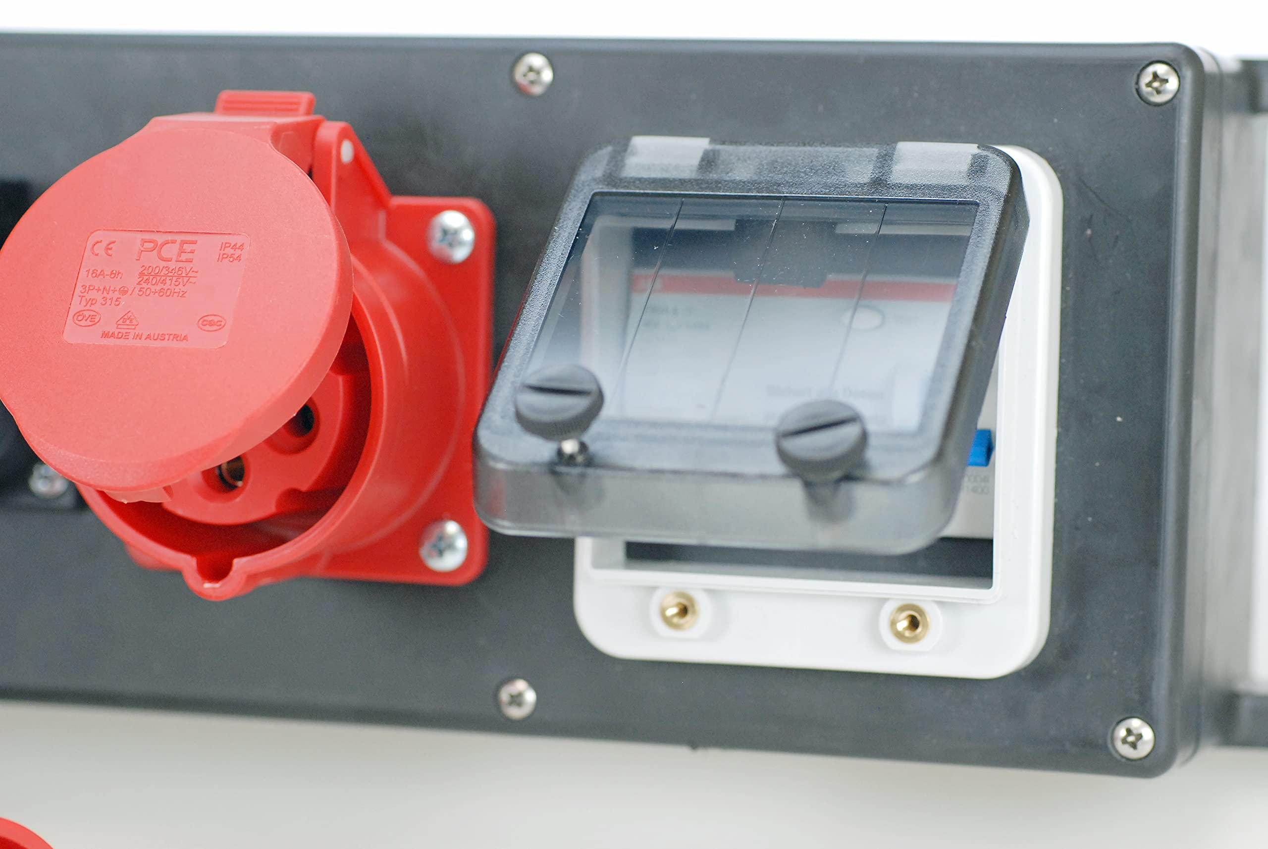 Ehmann PROFI Verteiler-Block mit FI Schalter, Made in Germany, 4 Ausgänge (1 x CEE 16 A, / 3 x 230 V~), 2m Zuleitung H07RN-F 5G 2,5mm², IP54, K2, BGI-GUV-I608