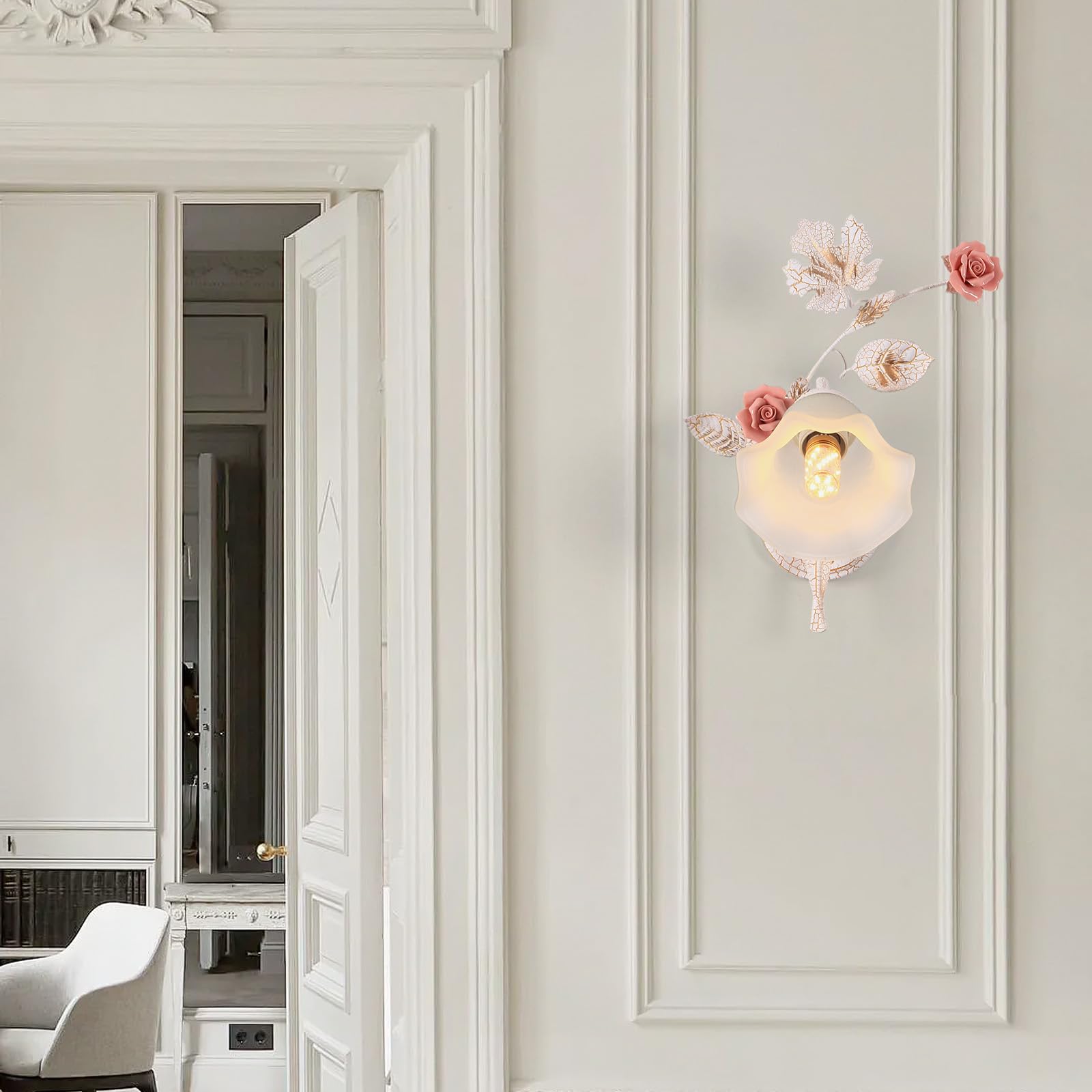 Blumen Wandlampe Innen Vintage,Weiße-Goldene Metal Base Deco Wandleuchte,Flower Lamp mit Glas-Lampenschirm Wall Sconces,Rosa Keramik Lampe Blume Wandleuchte füR Flur,Küche,Esszimmer,1Köpf.