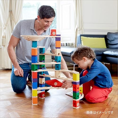 Miniatura 2 de Hape Quadrilla - Estructura de madera para carreras de canicas modelo Vertigo brinda tiempo de calidad para jugar en conjunto es seguro y está hecho