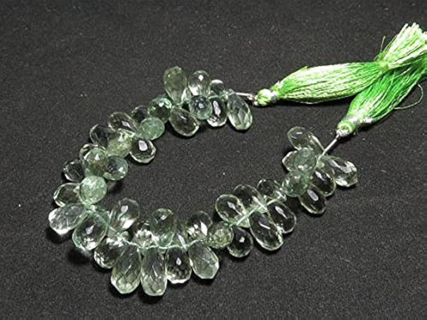 Green Amethyst LKBEADS fil de pierres vertes naturelles en poire facettée pour joaillerie