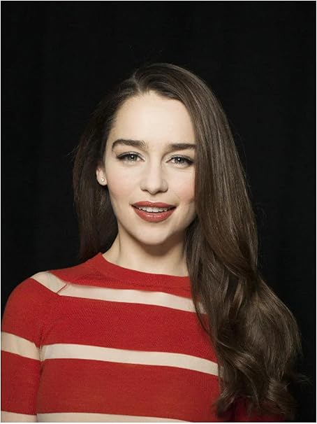 Amazon Co Jp エミリアクラーク映画俳優美しいポスター壁アートリビングルームの家の装飾ギフトキャンバスに印刷 60x80cmフレームなし ホーム キッチン Amazon Co Jp エミリアクラーク映画俳優美しいポスター壁アートリビングルームの家の装飾ギフトキャンバスに印刷 60x80cmフレームなし ホーム キッチン