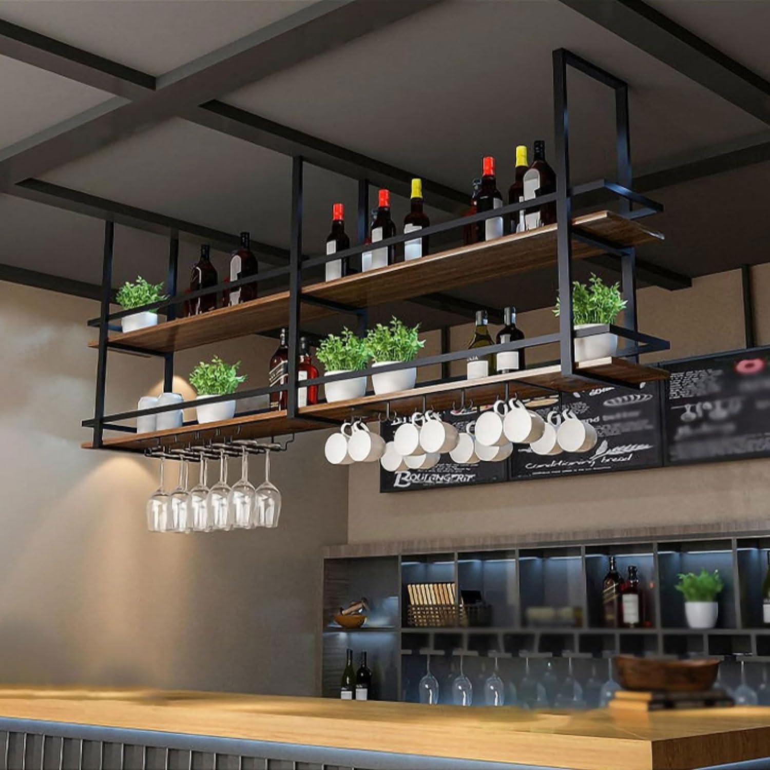 Casier à vin suspendu en métal pour libérer de la place sur votre plan de travail