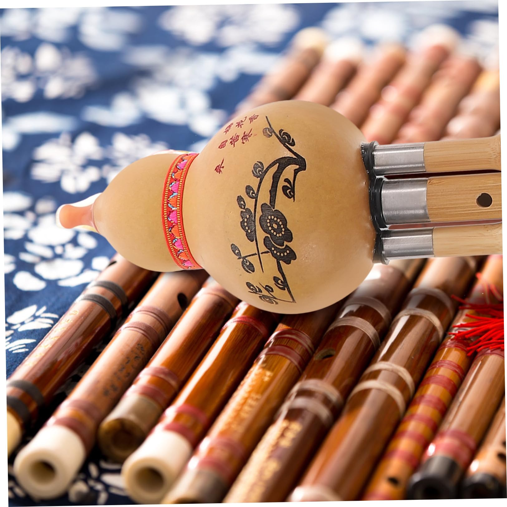 SUPVOX Flauta Hulusi De Bambú Hecho a Mano Clave C, Instrumento Musical Étnico De Calabaza Natural Lengüeta De Aleación, Diseño Compacto Para Principiantes y Amantes Música