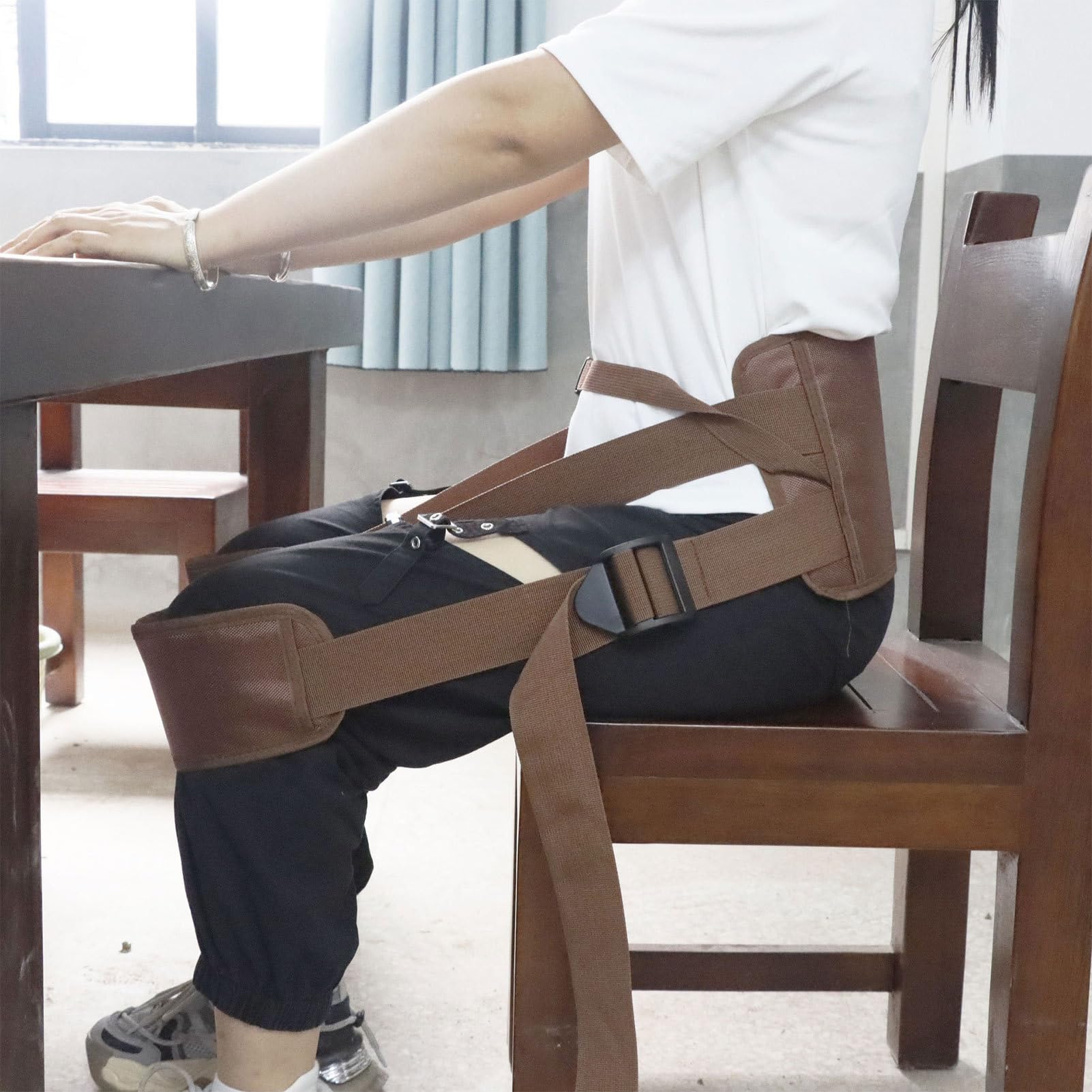 Aokyoo Back Brace Posture Corrector for Men and Women - Bionic System Newly Adjustable Upper Back Support Shoulder Posture Brace, Back Straightener Neck Pain Relief