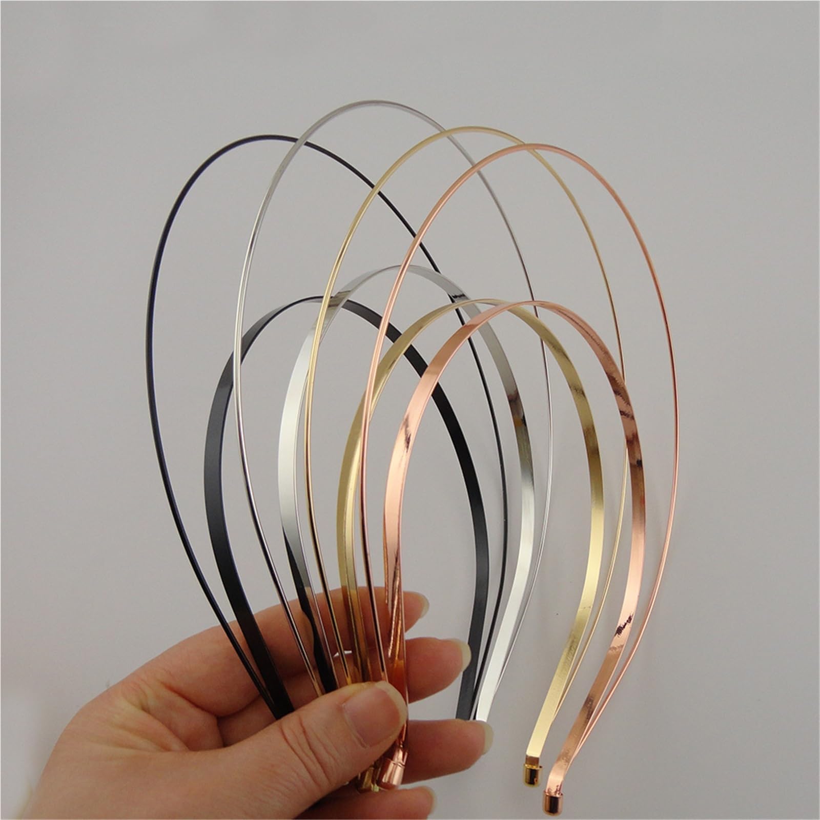 Fasce per capelli in metallo a doppio strato Fascia for capelli in metallo a due strati a doppio filo