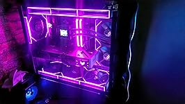 Review Image by Juan Mosquera