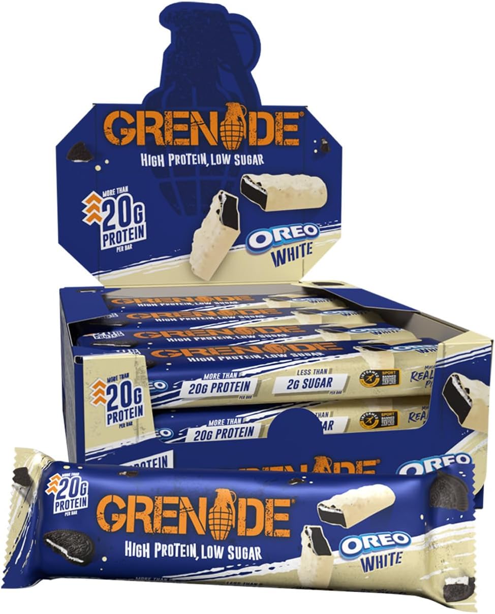 OREO White High Protein, Low Sugar Bars, 12 x 60 g – 21 g Protein per Snack Bar with Crunchy OREO Pieces & White Chocolate Coating