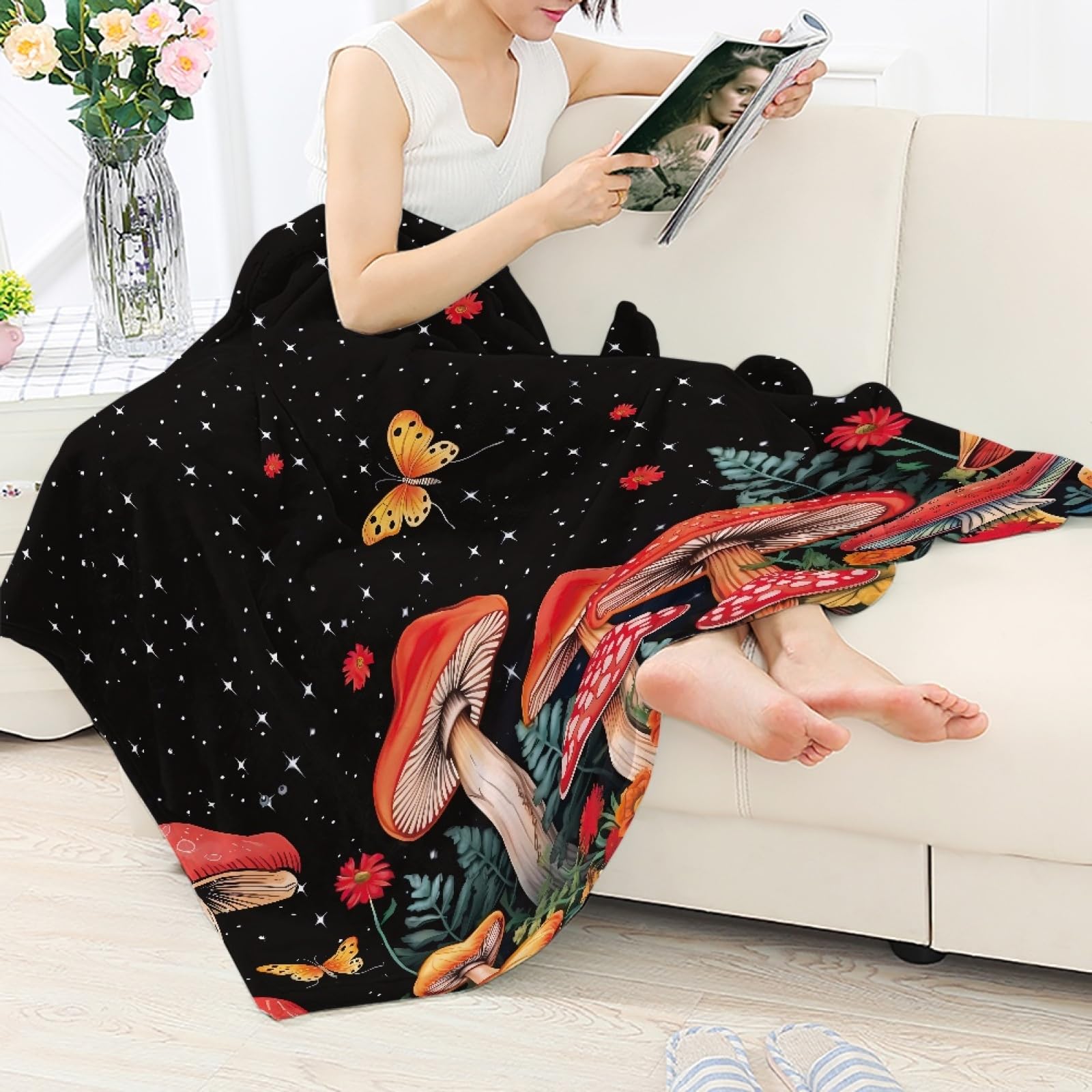 FUSURIRE Red Mushroom Butterfly Print Throw Blankets Comfort Warm Blanket for Sofa Office Travelling Floral Bed Throws for Bedroom Living Room Flannel Kids Blankets Keep Warm