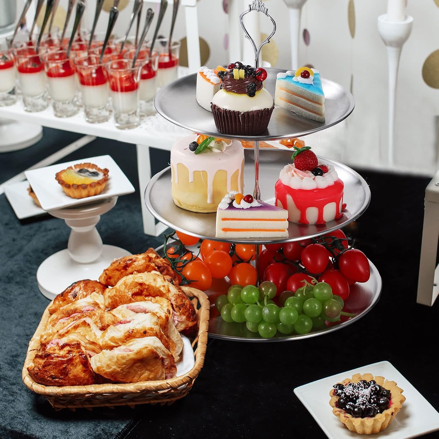 WNK ステンレススチール 3段ケーキスタンド アクリルインサート付き WNK ステンレススチール 3段ケーキスタンド アクリルインサート付き