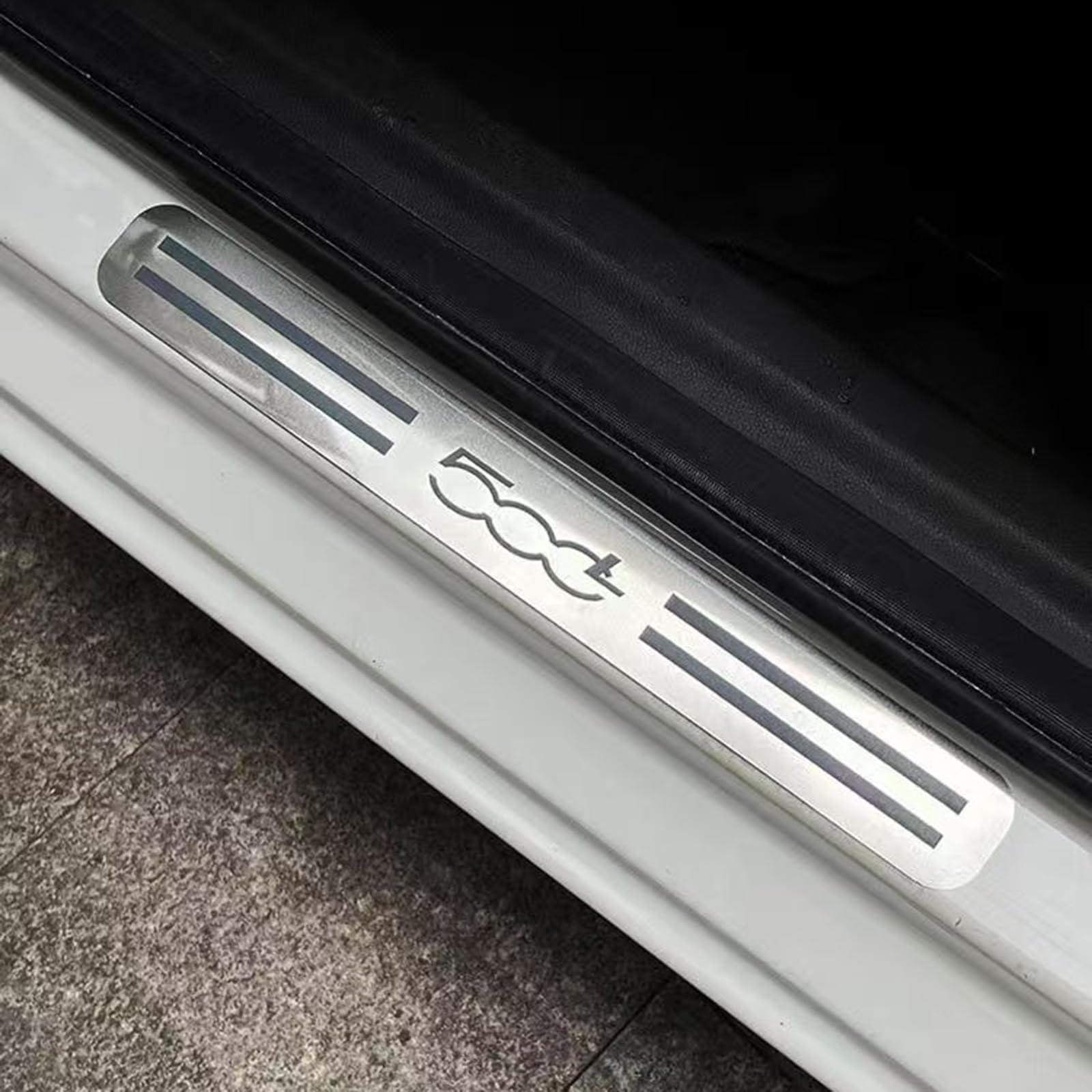 4 Pezzi Acciaio Inox Battitacco per Fi-at 500L Protezione Battitacco Soglia Auto Protezione Ingresso Porta Copertura Piastra Facile Installazione,Silver