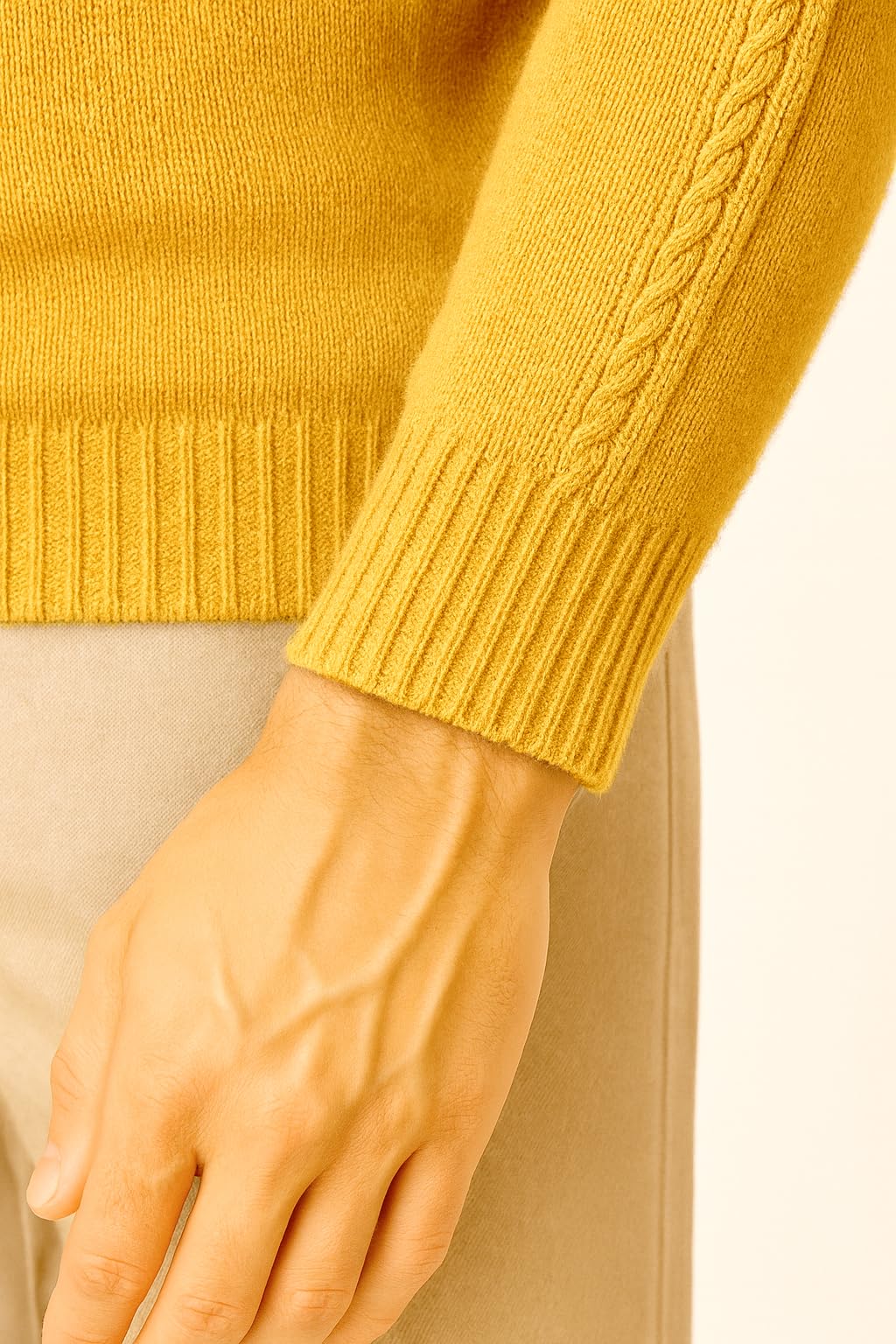 Maglione Girocollo in Calda e Morbida Lana - Maglia da Uomo in Tinta Unita con Fantasia a Treccia - Made in Italy