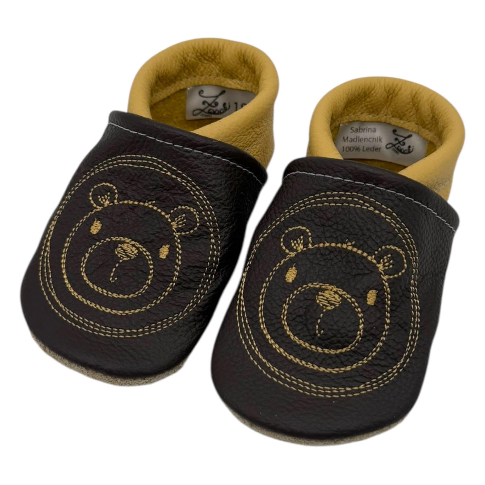 Generisch Zwucki Baby Lauflernschuhe Lederpuschen Krabbelschuhe Handgemacht mit Motiv Geschenk Mädchen Bub Junge Weihnachten (Bär Dunkelbraun/Ocker, 26/27)