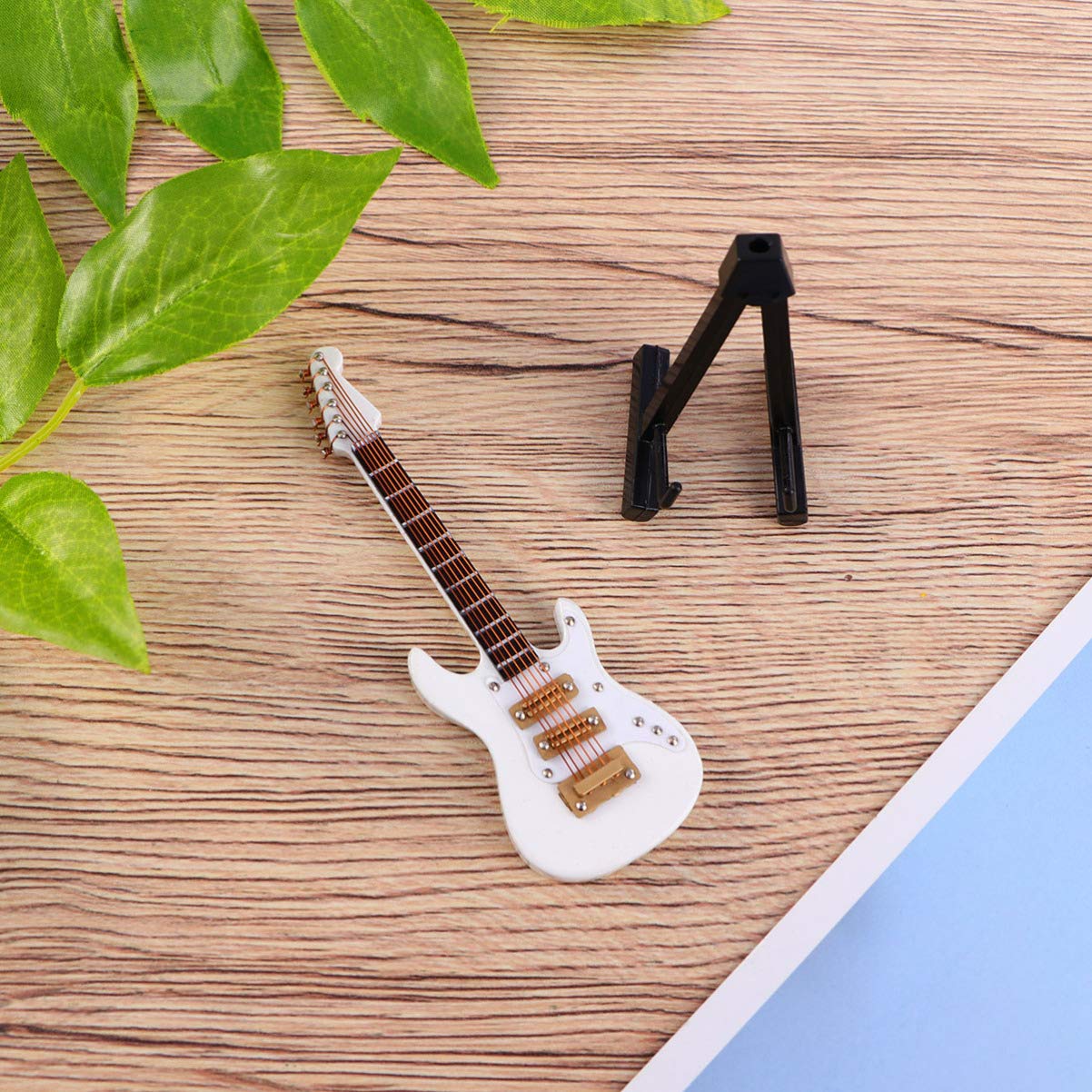 Miniature Guitare En Bois - 10 Cm - Avec Support Et Boîte - Décor Maison, Maison De Poupée, Collection - Modèle Noir Non Jouable