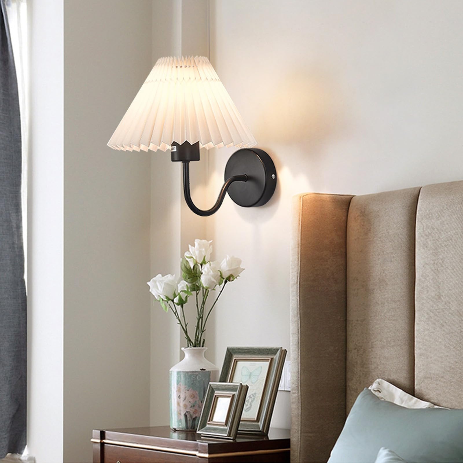 KBUUKYYXouy E27 Wall Light Vintage Indoor Wall Lamp Creatively Decorative Wall Sconce with White Fabric Lampshade Wall Modern Nordic Iron for Bedroom Living Room Hallway(Black)