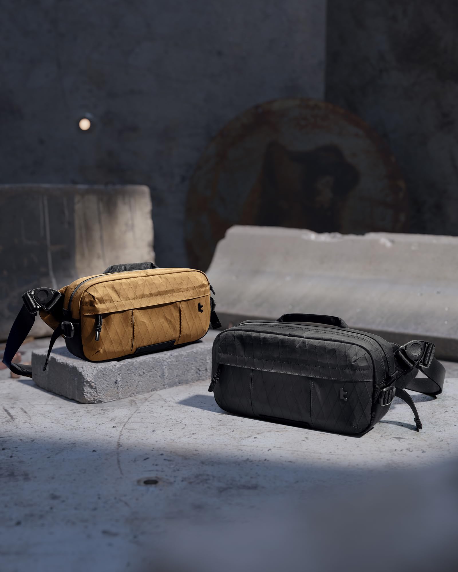 tomtoc X-Pac Nylon Sling Bag 5,5L Für Herren, Robuste EDC Umhängetasche | Passend Für ROG Xbox Ally (X), Switch 2 2025, Steam Deck, iPad Mini Und Zubehör, Crossbody Tasche Für Alltag, Wandern, Reise